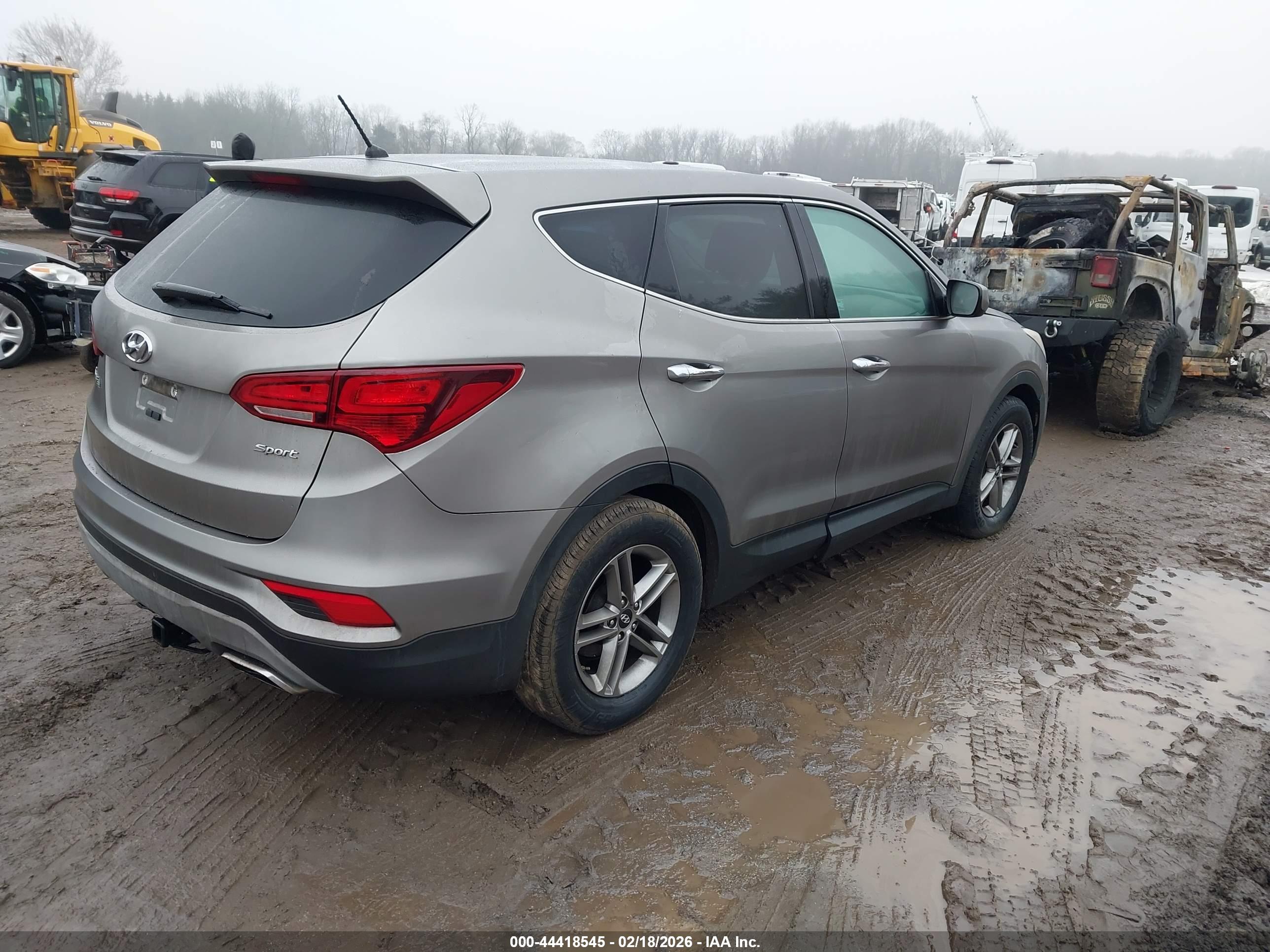 HYUNDAI SANTA image 4