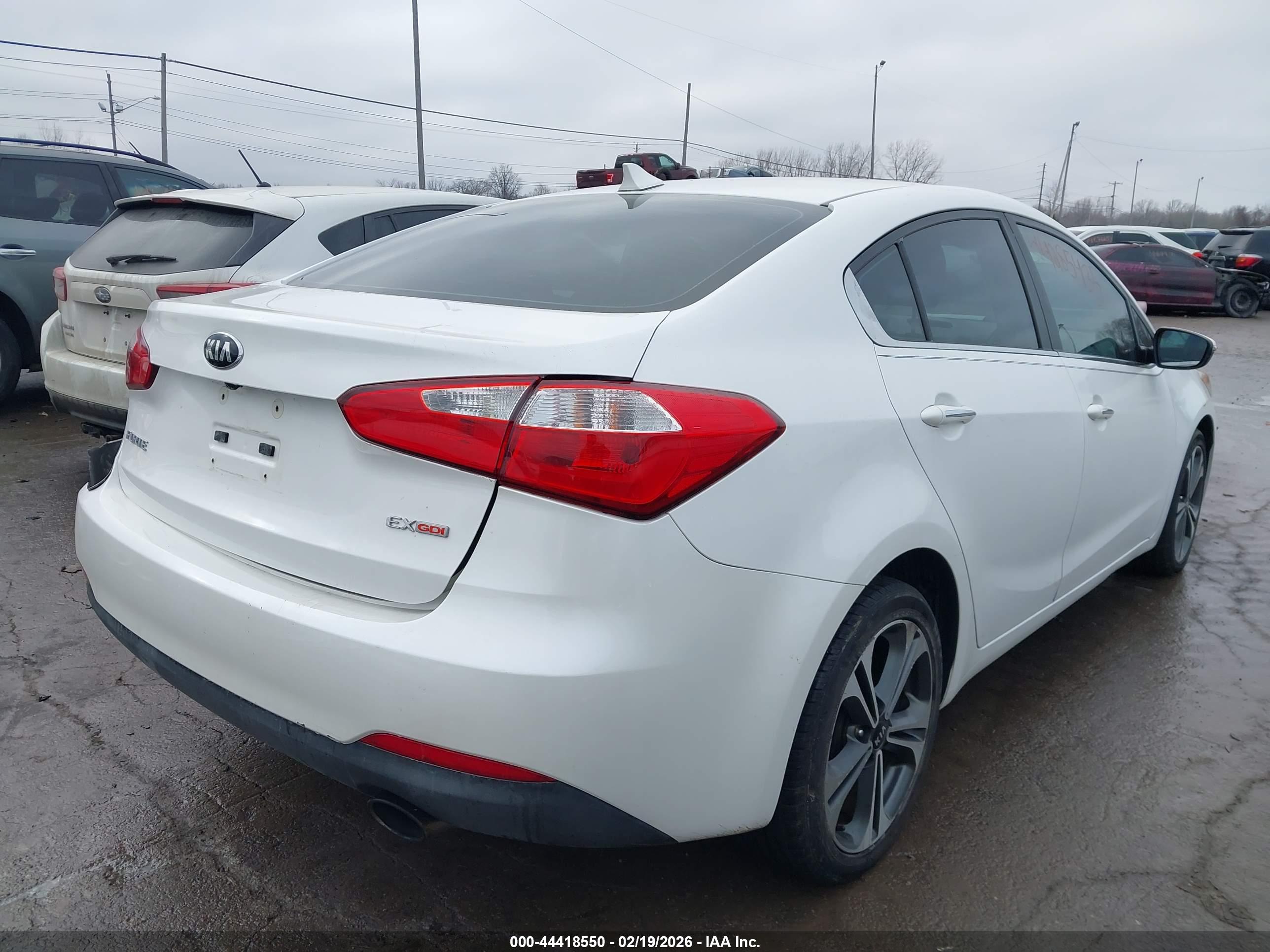 KIA FORTE image 4