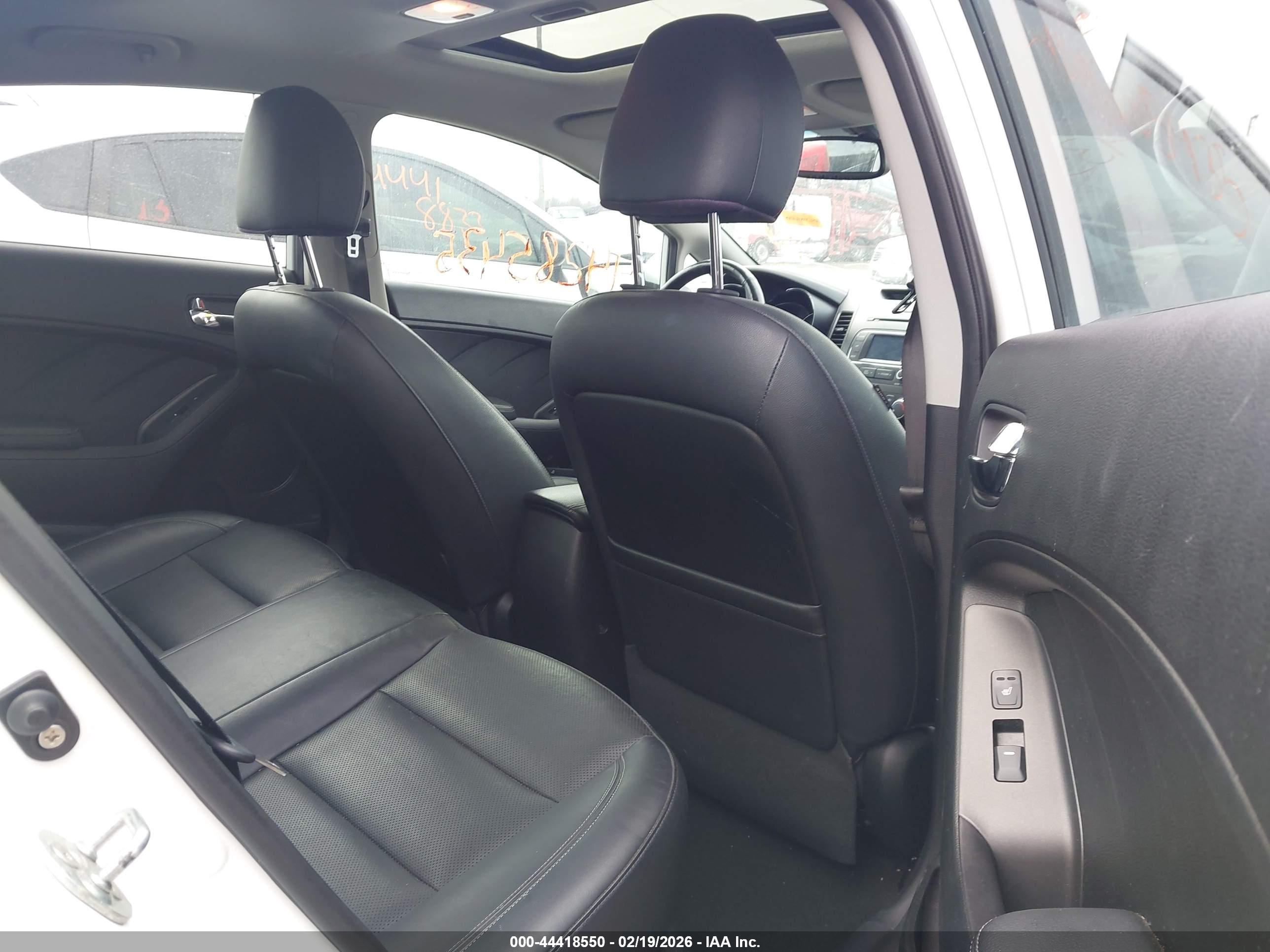 KIA FORTE image 8