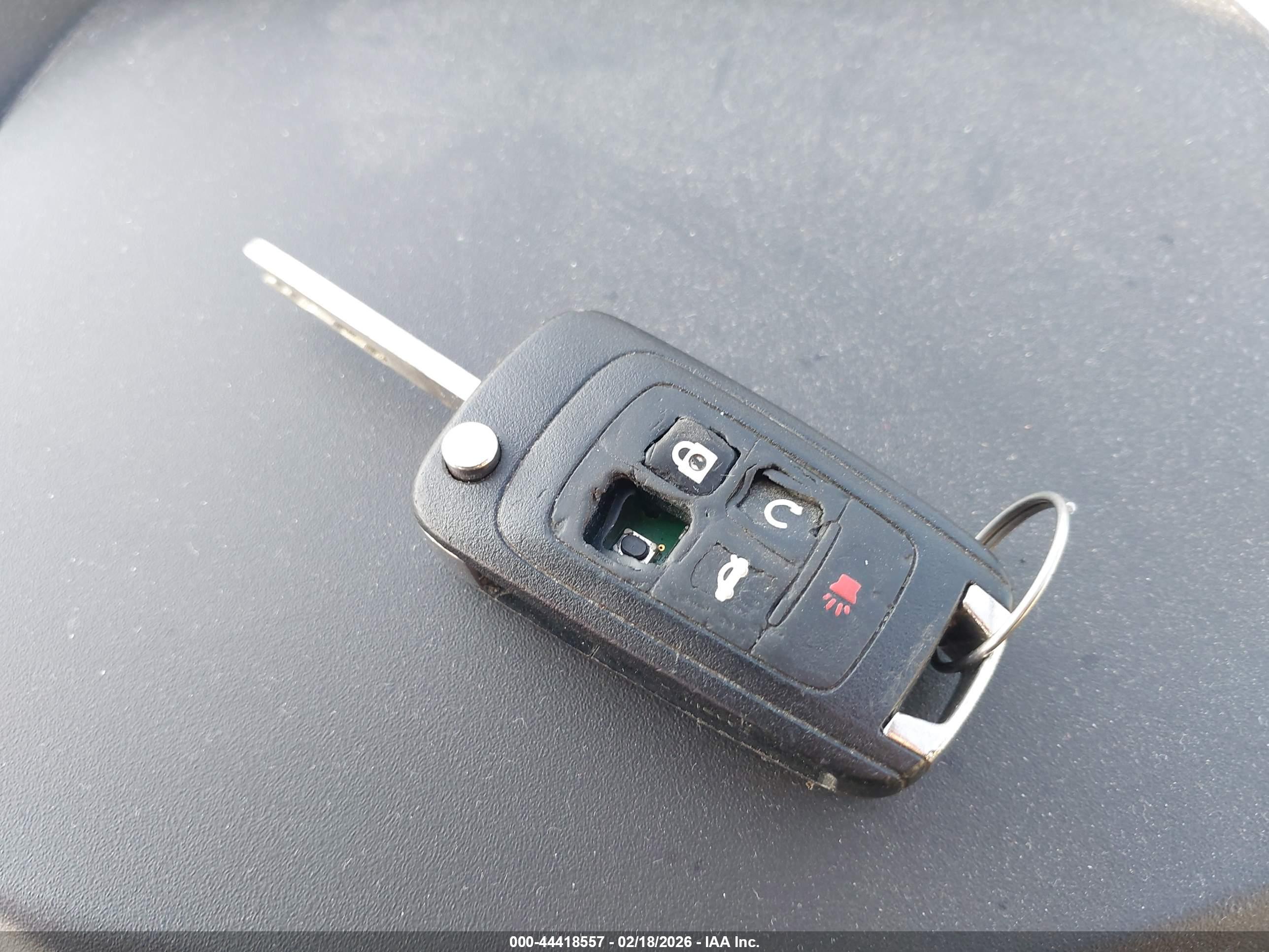 CHEVROLET EQUINOX image 11