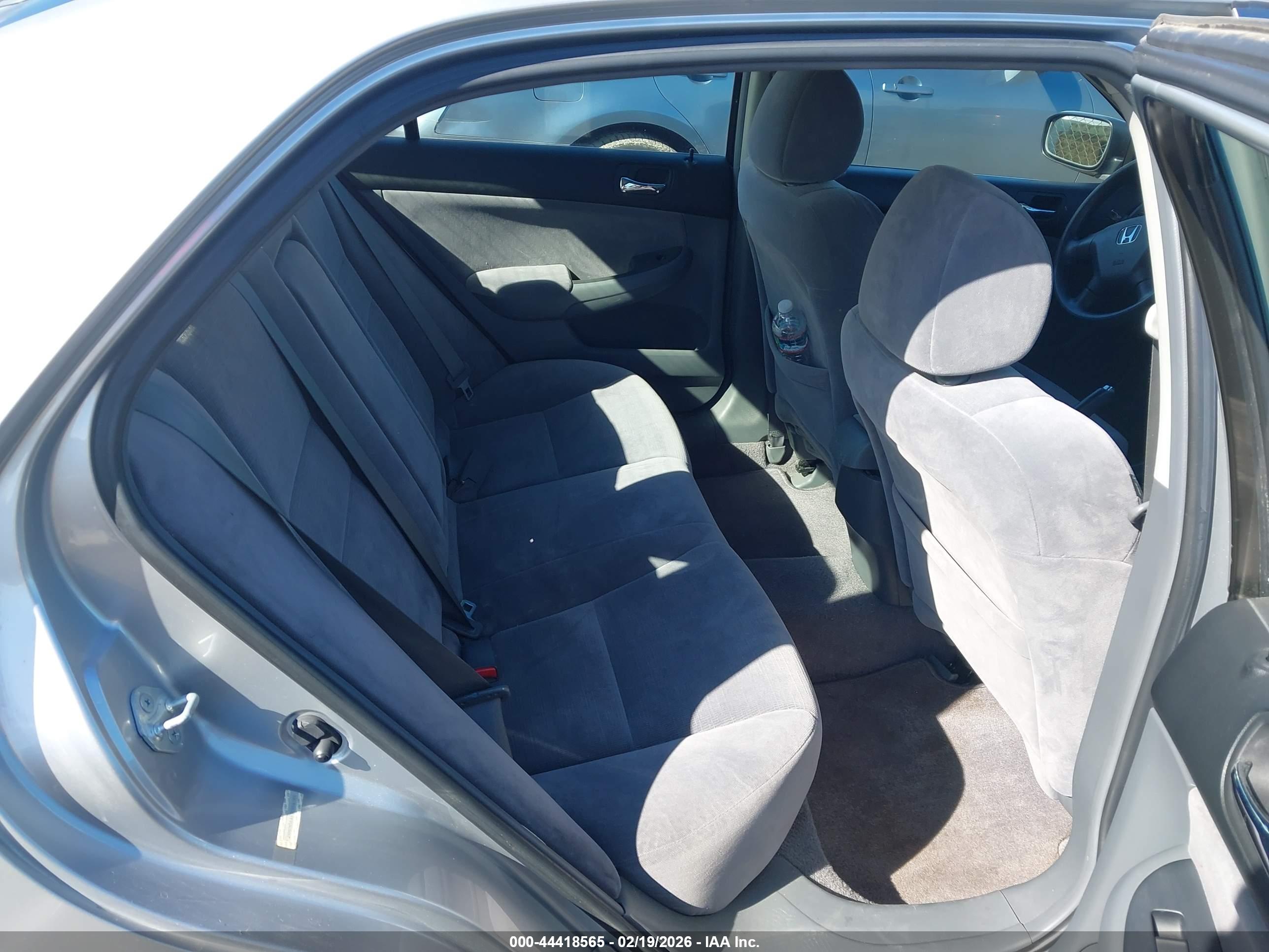 HONDA ACCORD image 8