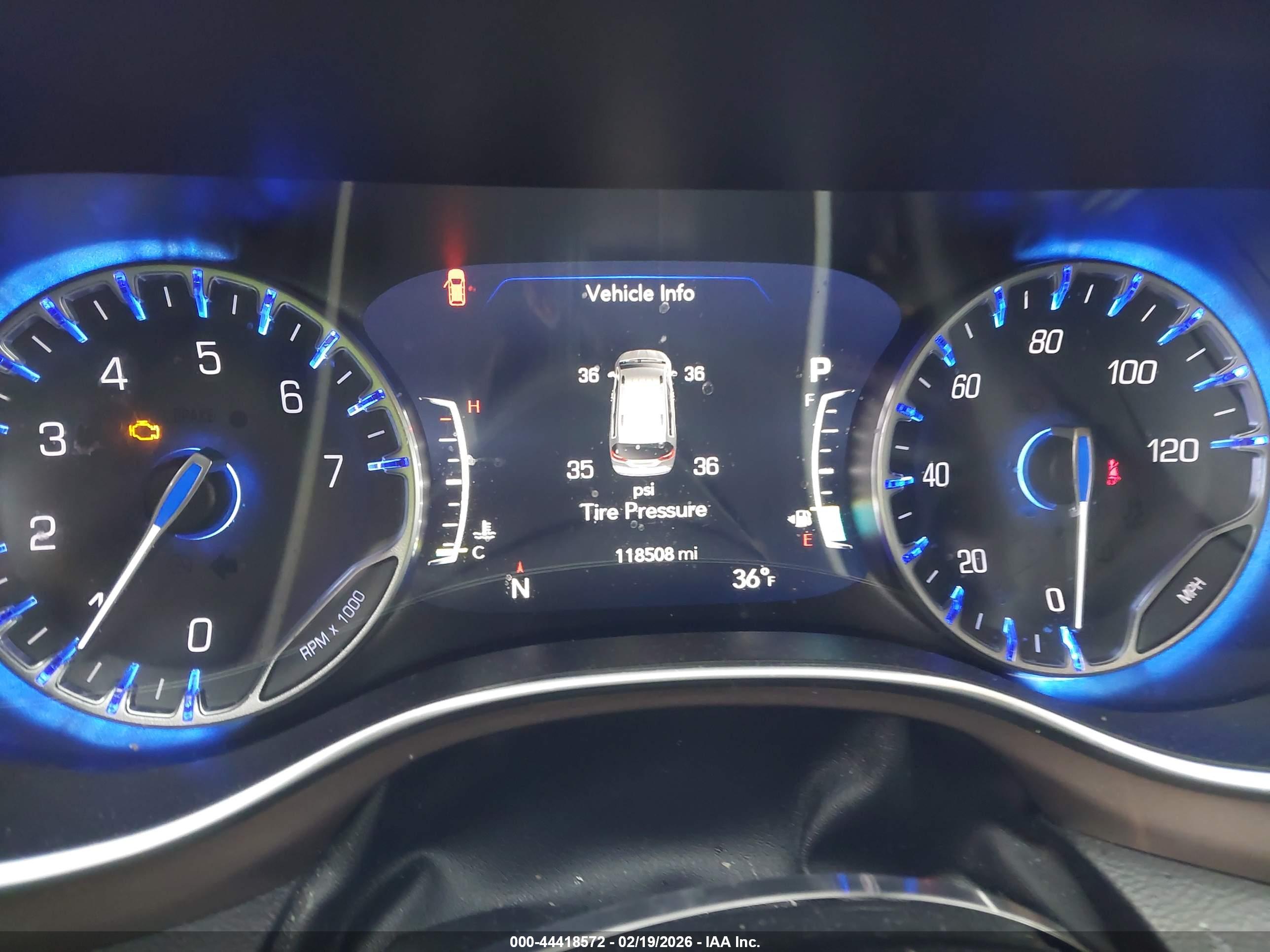 CHRYSLER PACIFICA image 7