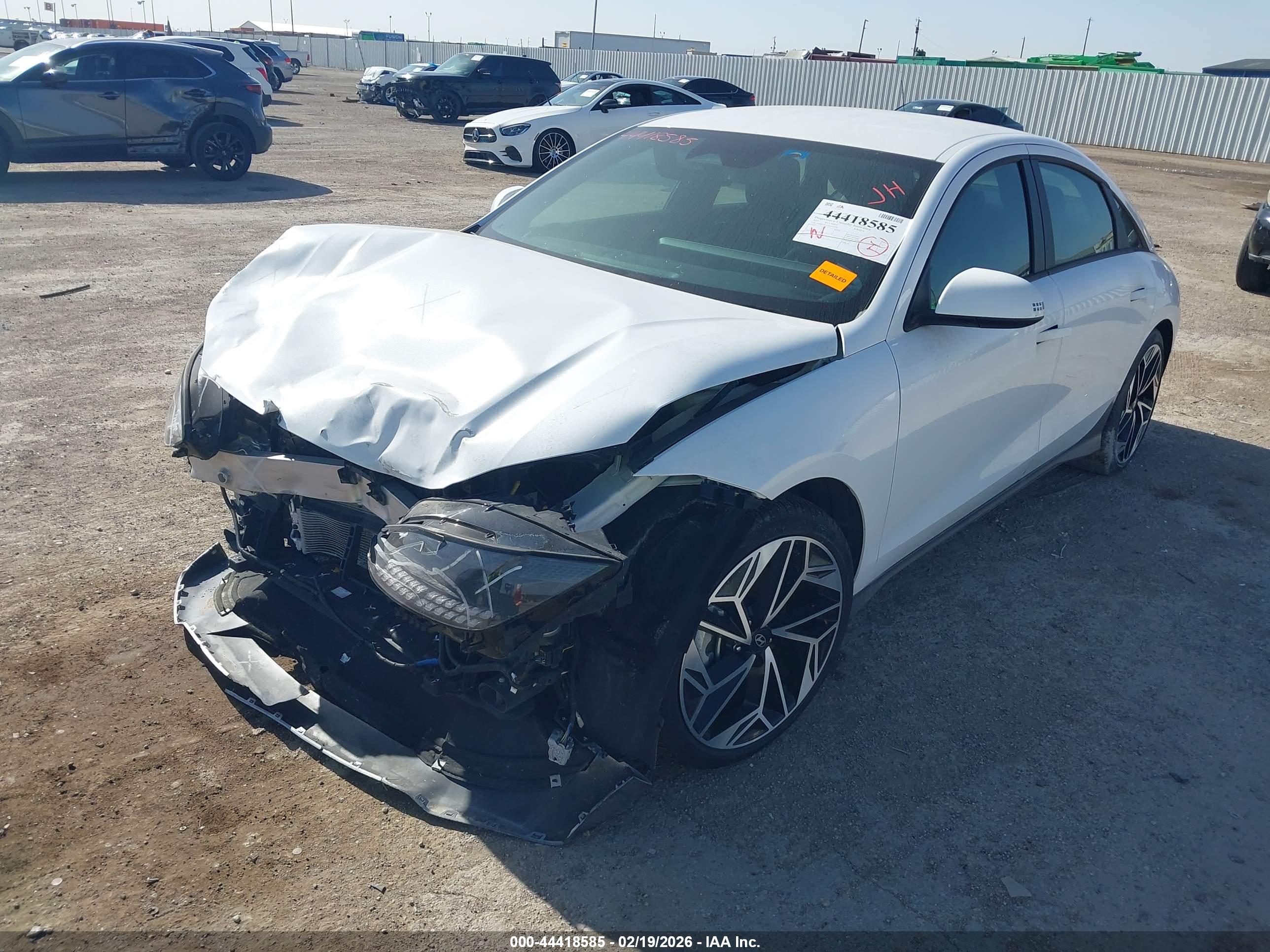 HYUNDAI IONIQ image 2