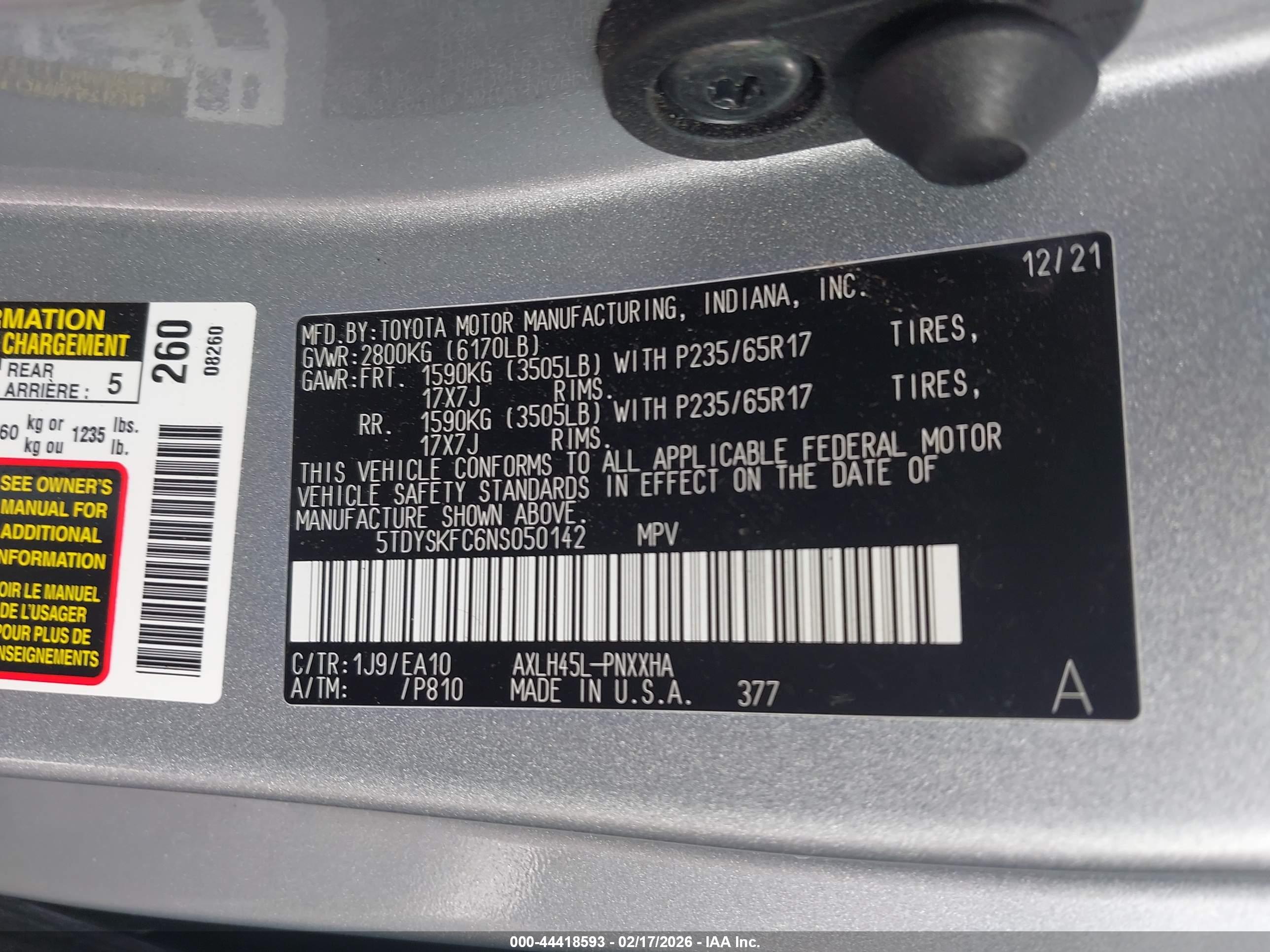 TOYOTA SIENNA image 9