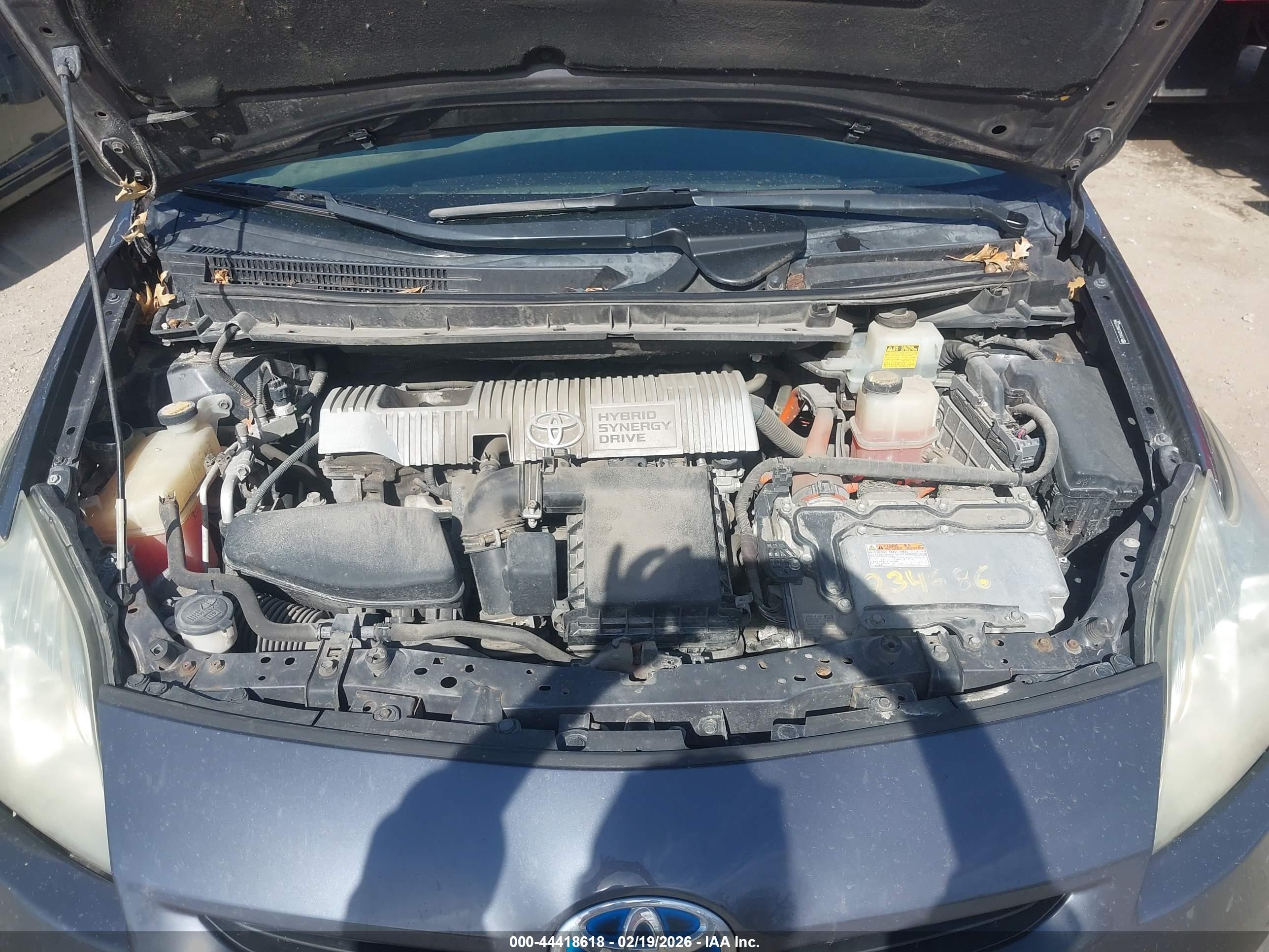 TOYOTA PRIUS image 10
