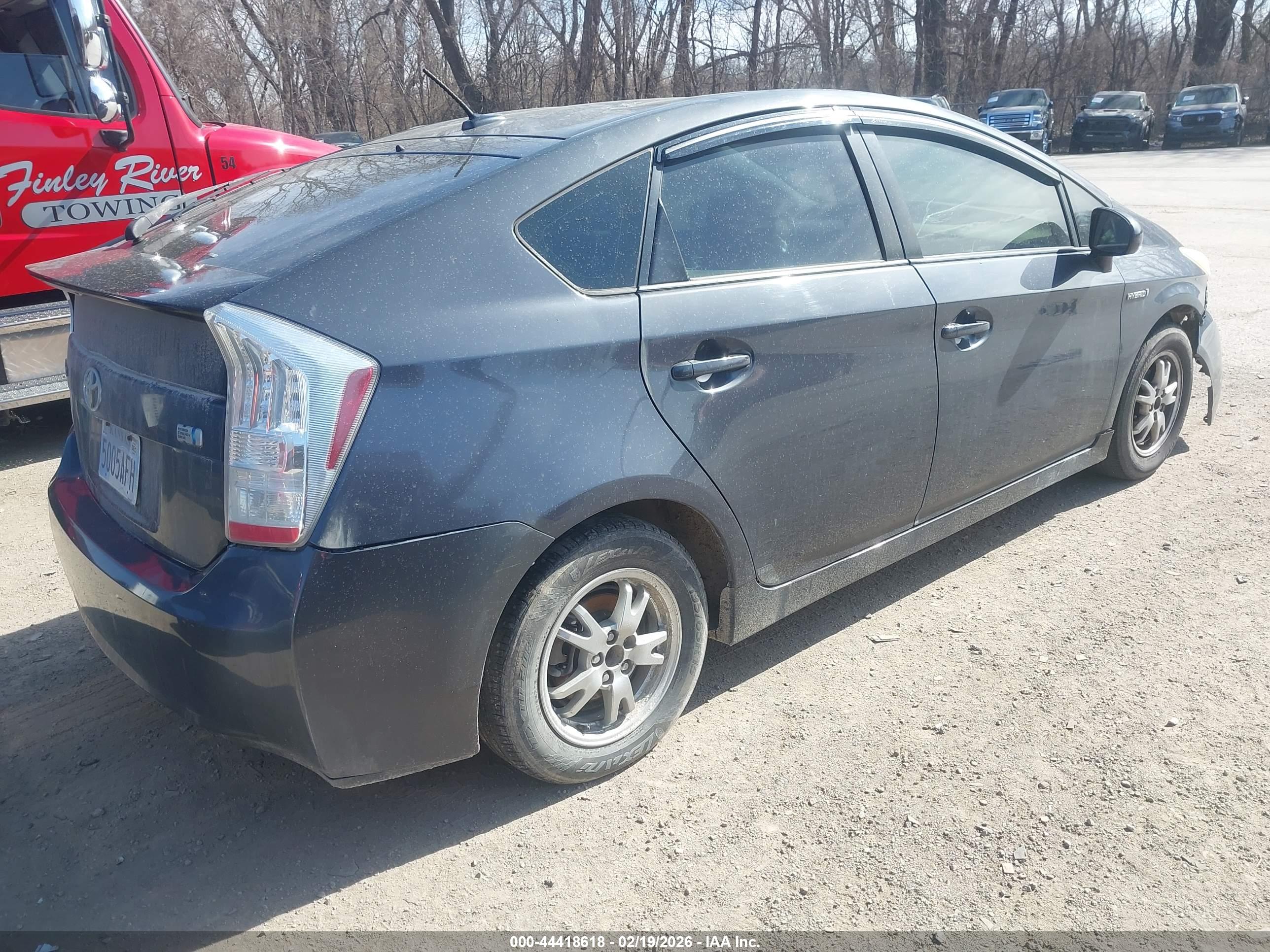 TOYOTA PRIUS image 4