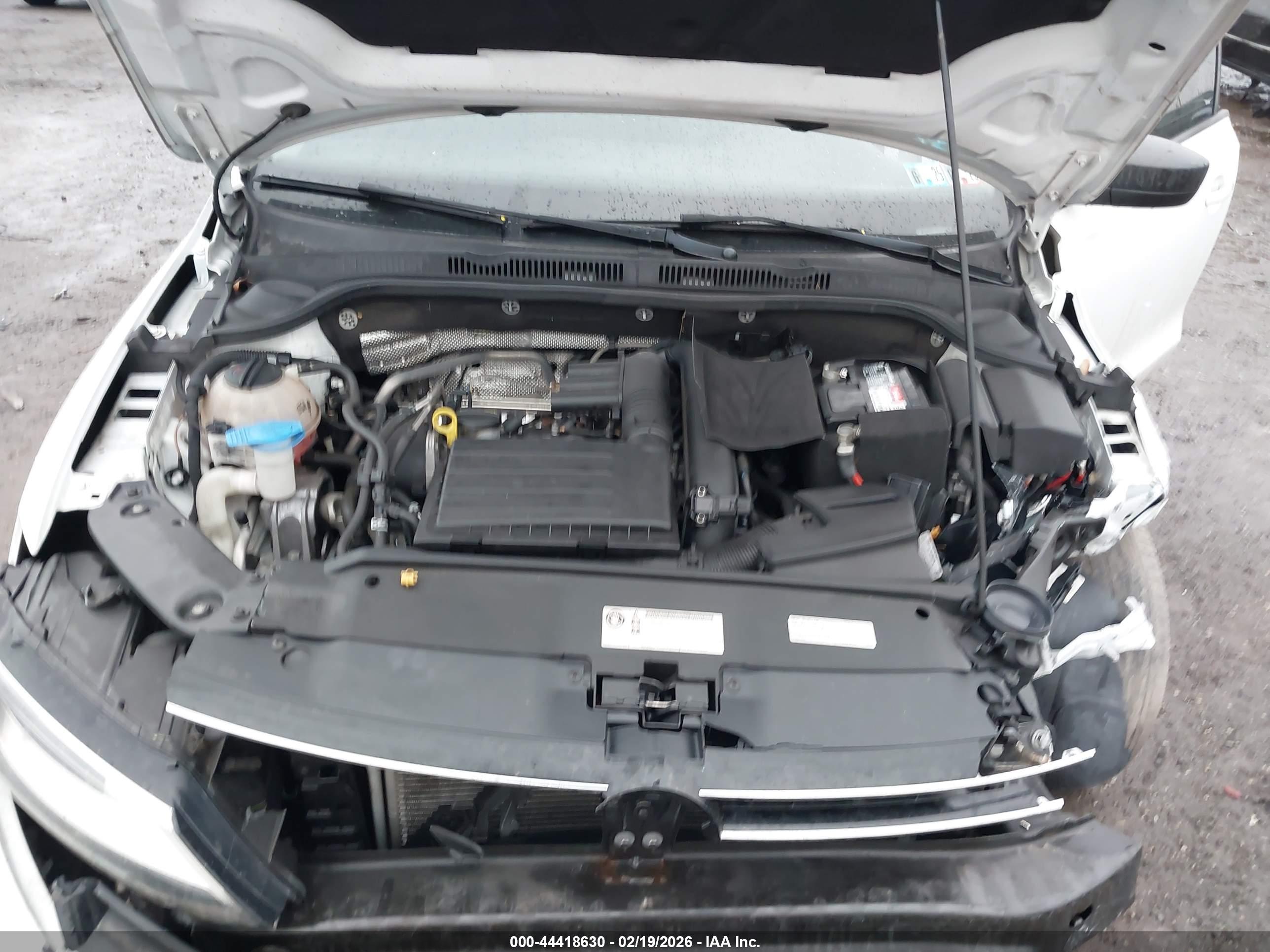 VOLKSWAGEN JETTA image 10