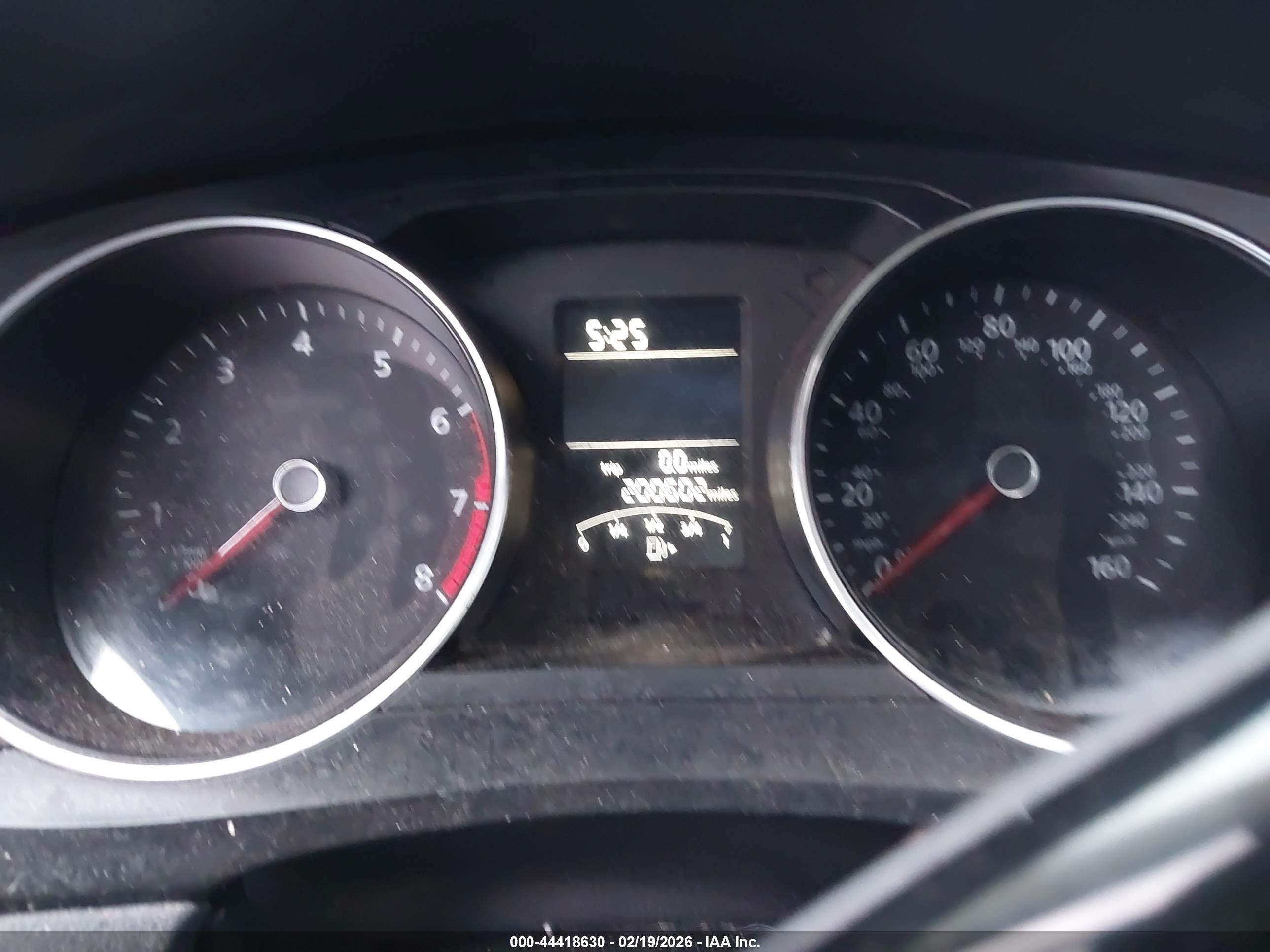 VOLKSWAGEN JETTA image 7