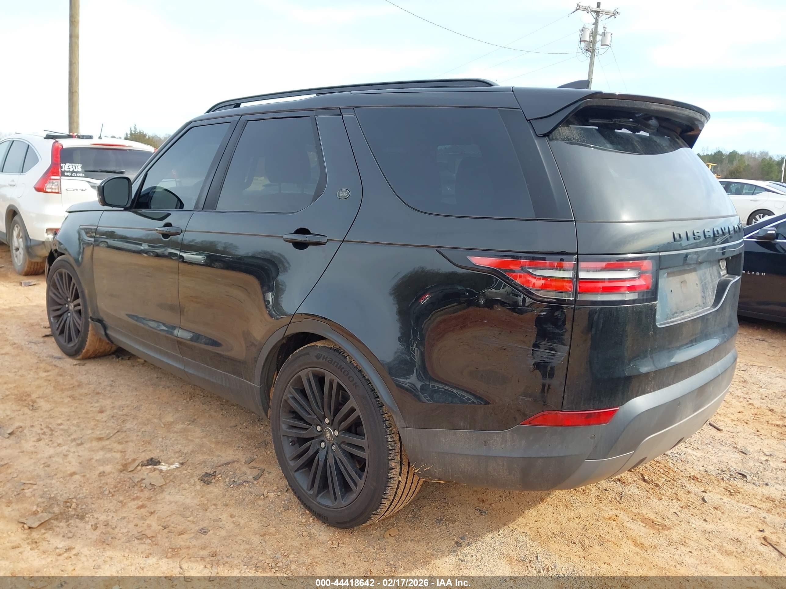 LAND ROVER image 3