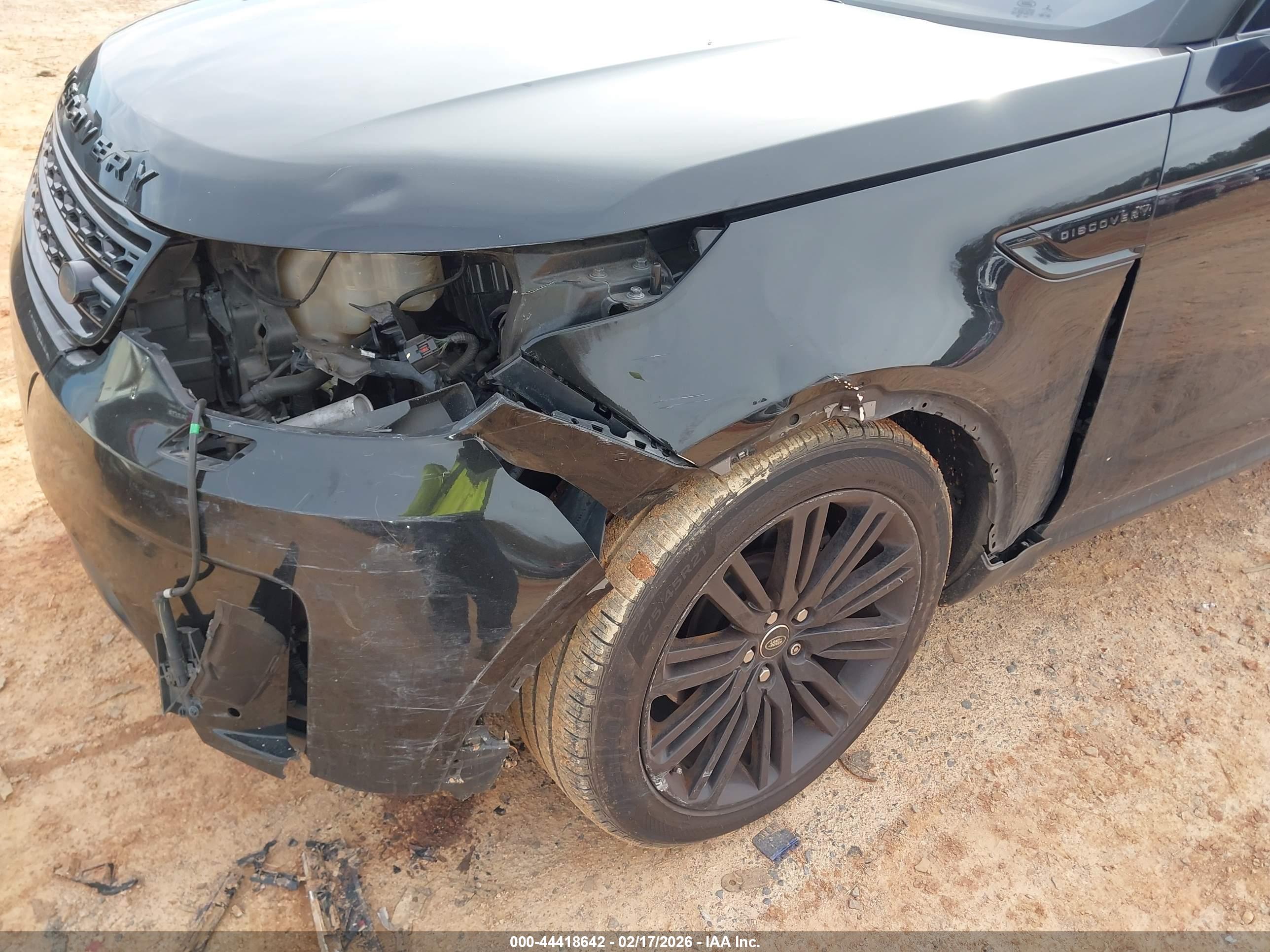 LAND ROVER image 6