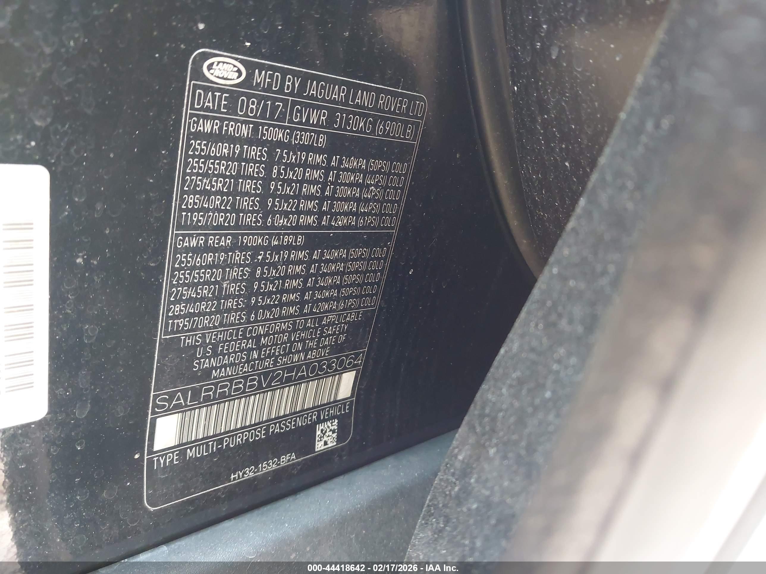 LAND ROVER image 9