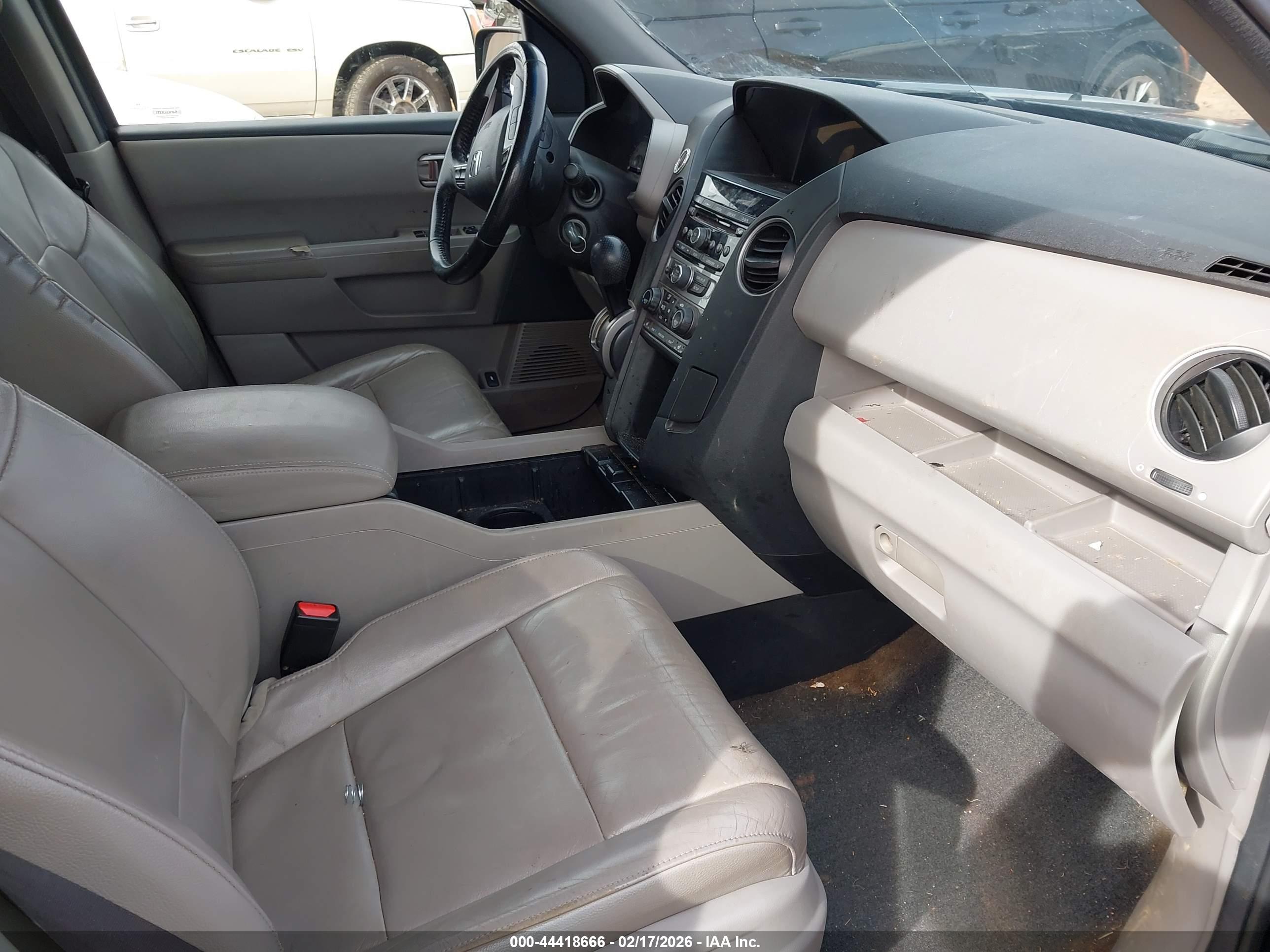 HONDA PILOT image 5