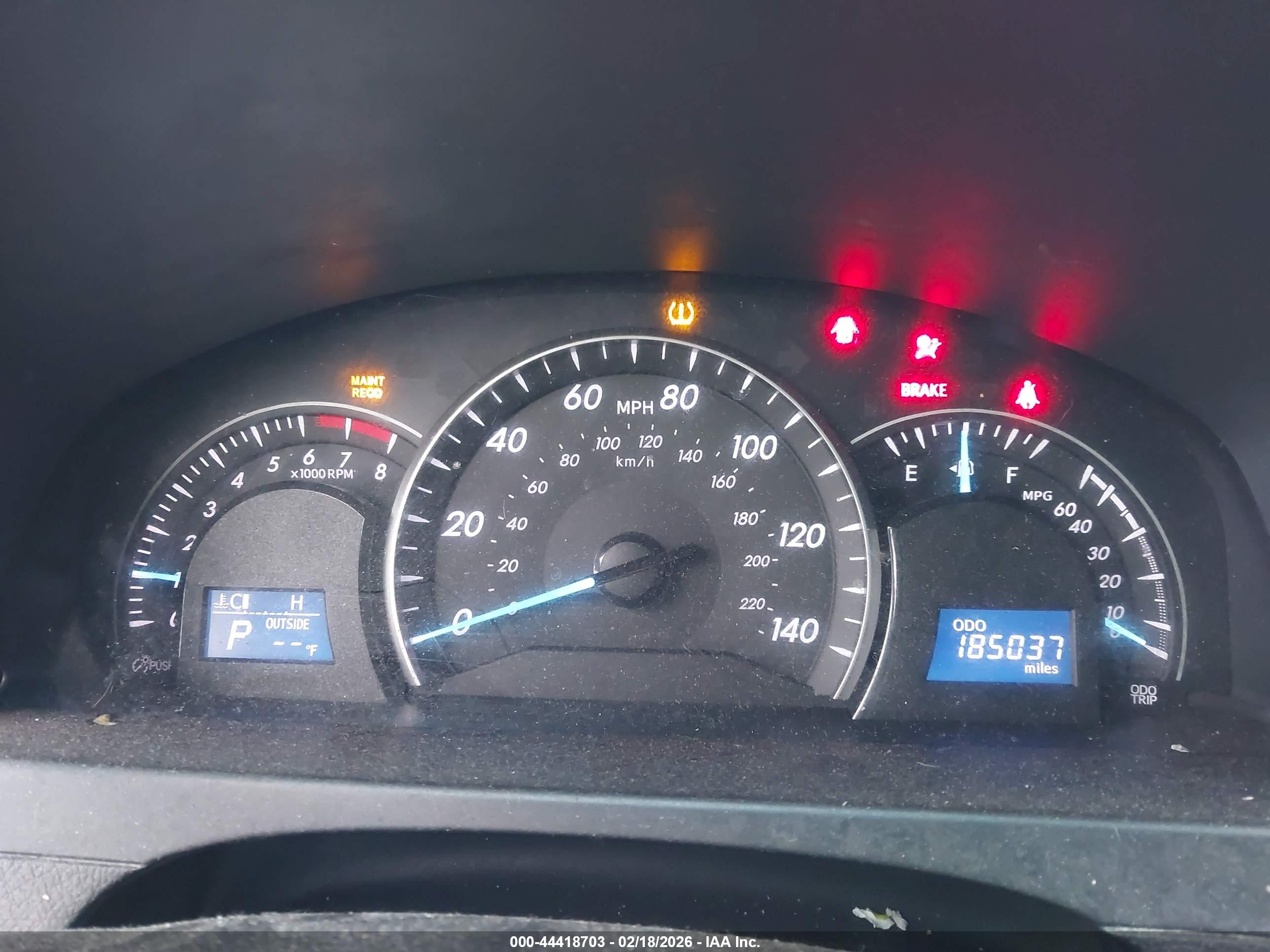 TOYOTA CAMRY image 7
