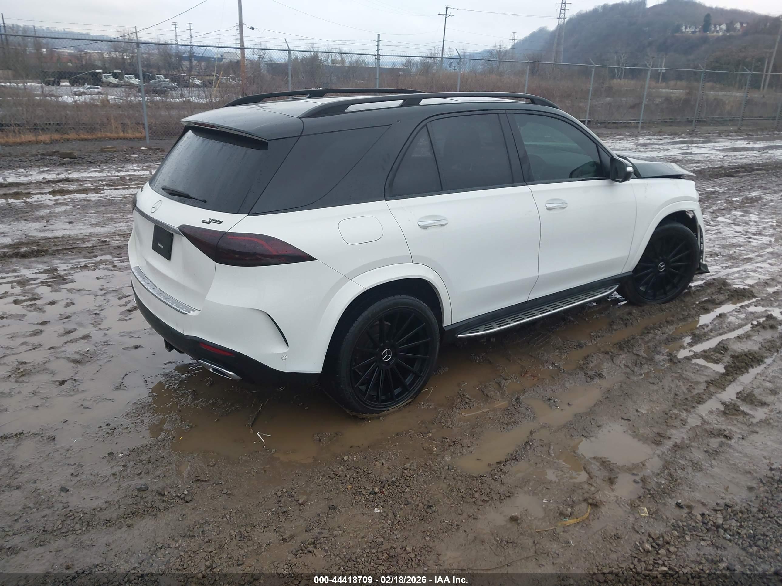 MERCEDES-BENZ GLE image 4