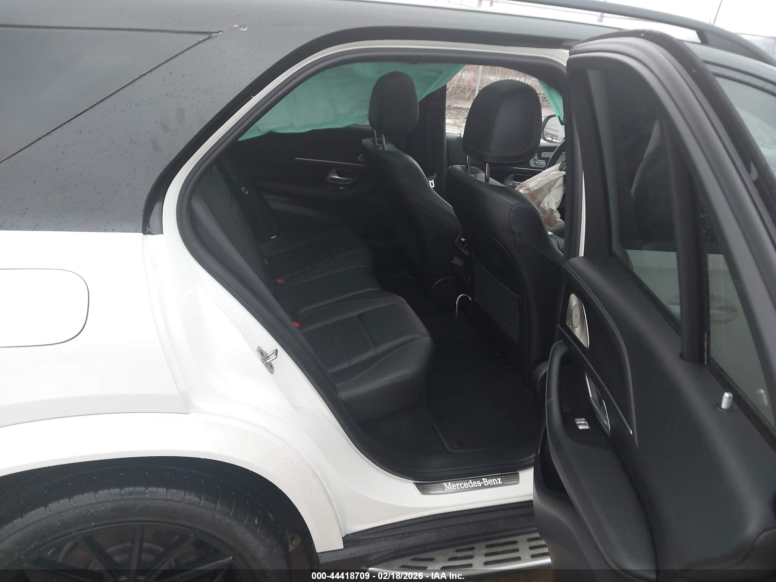 MERCEDES-BENZ GLE image 8