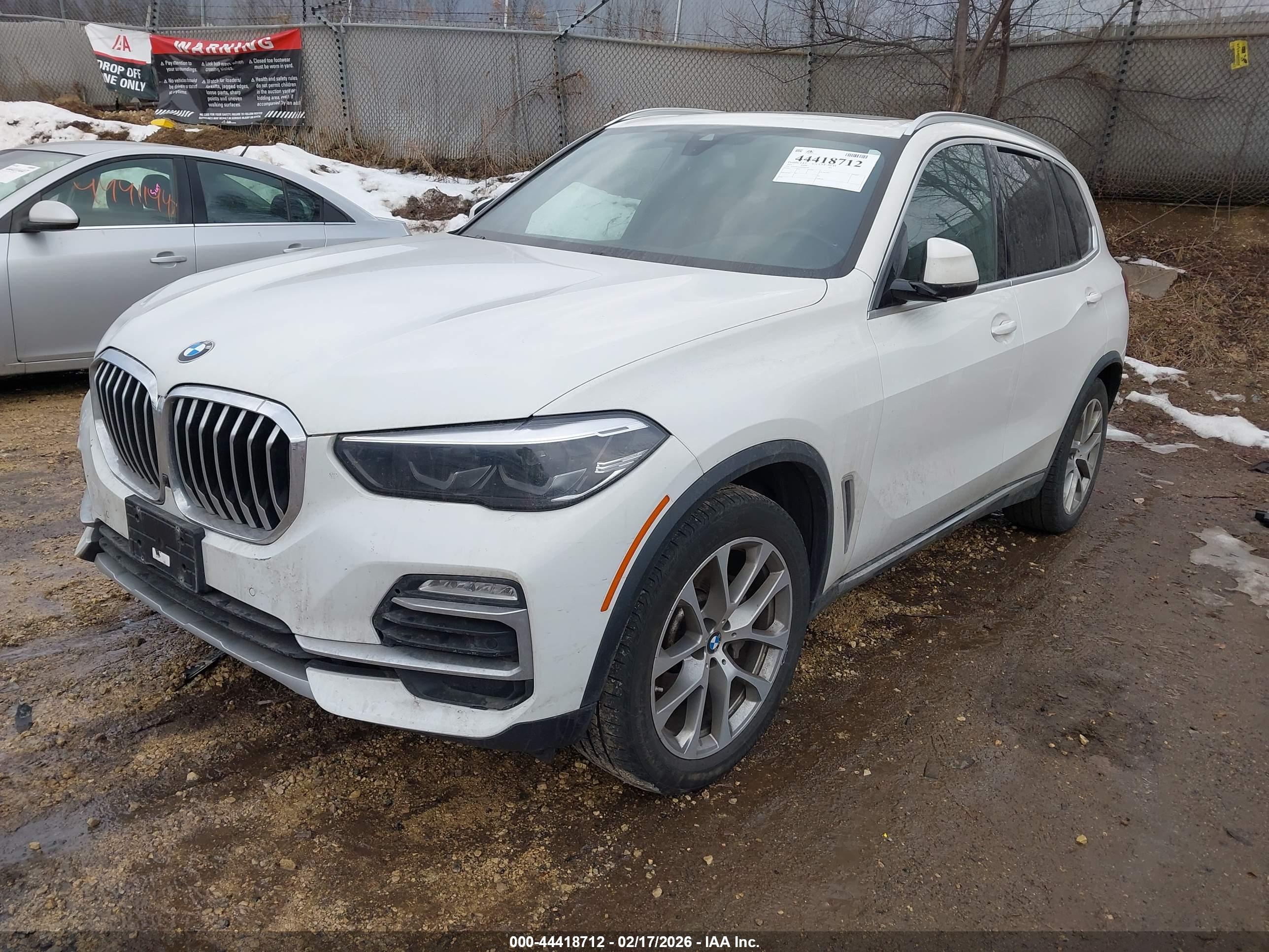 BMW X5 image 2
