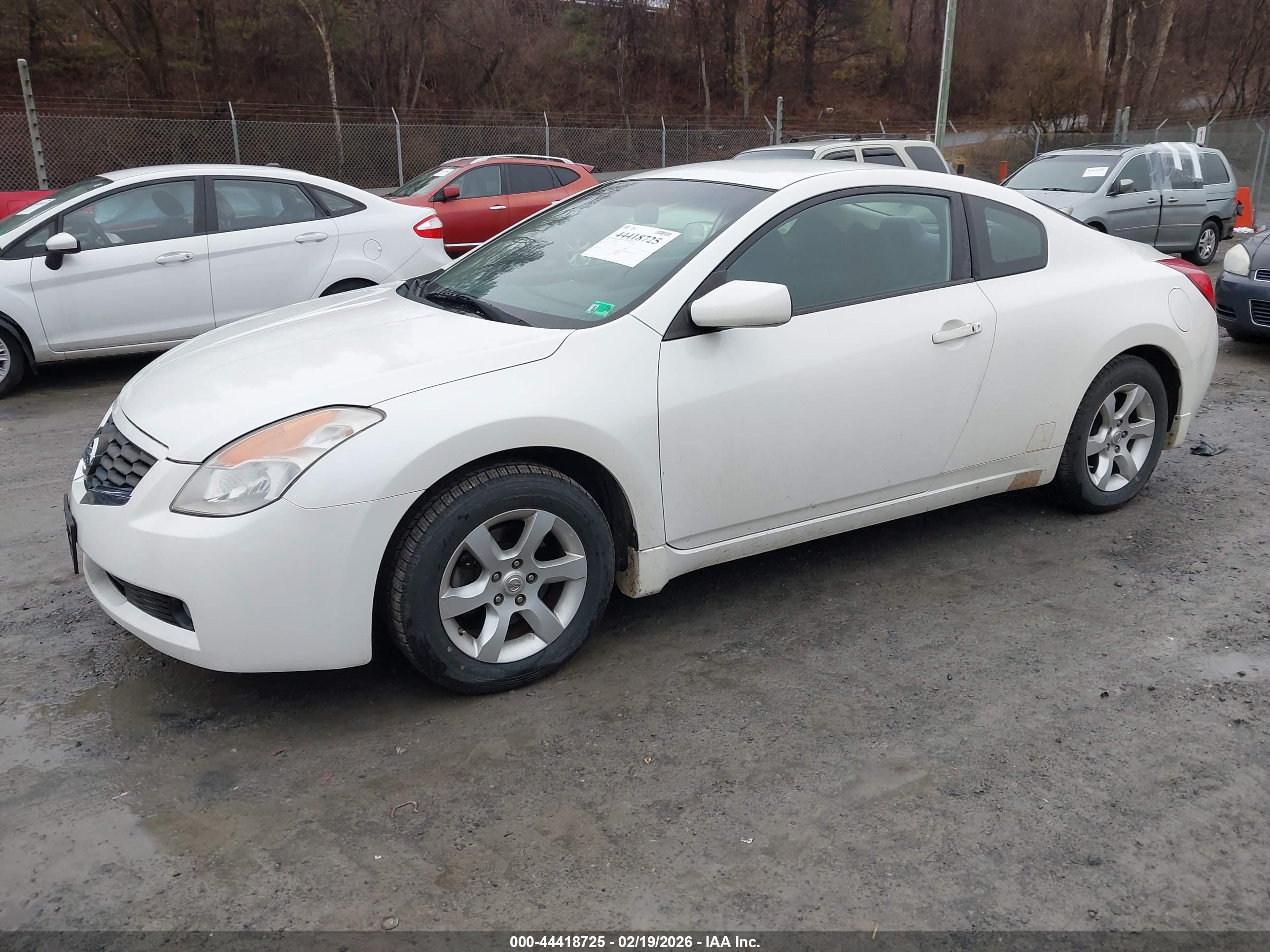 NISSAN ALTIMA image 2