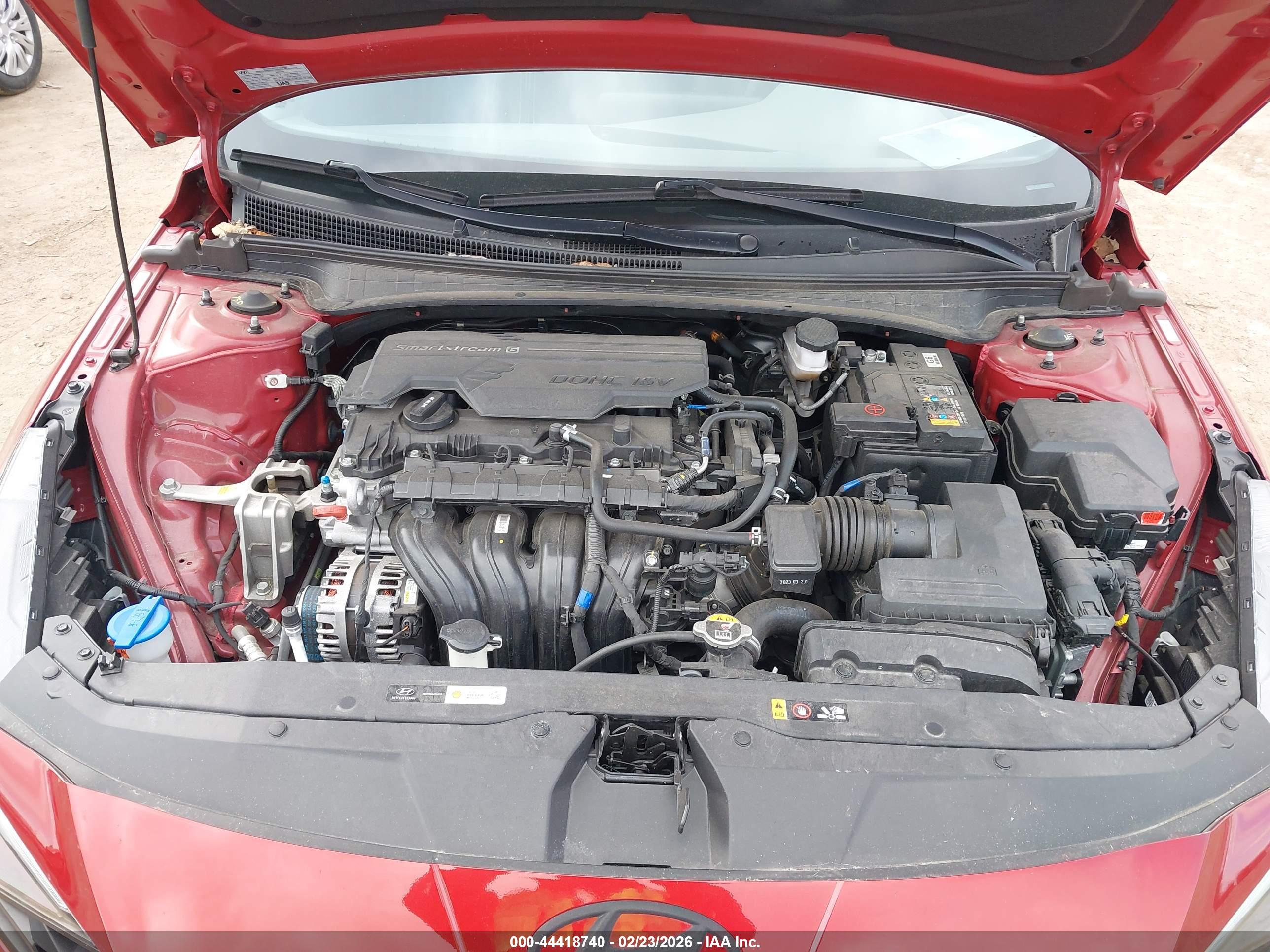 HYUNDAI ELANTRA image 10