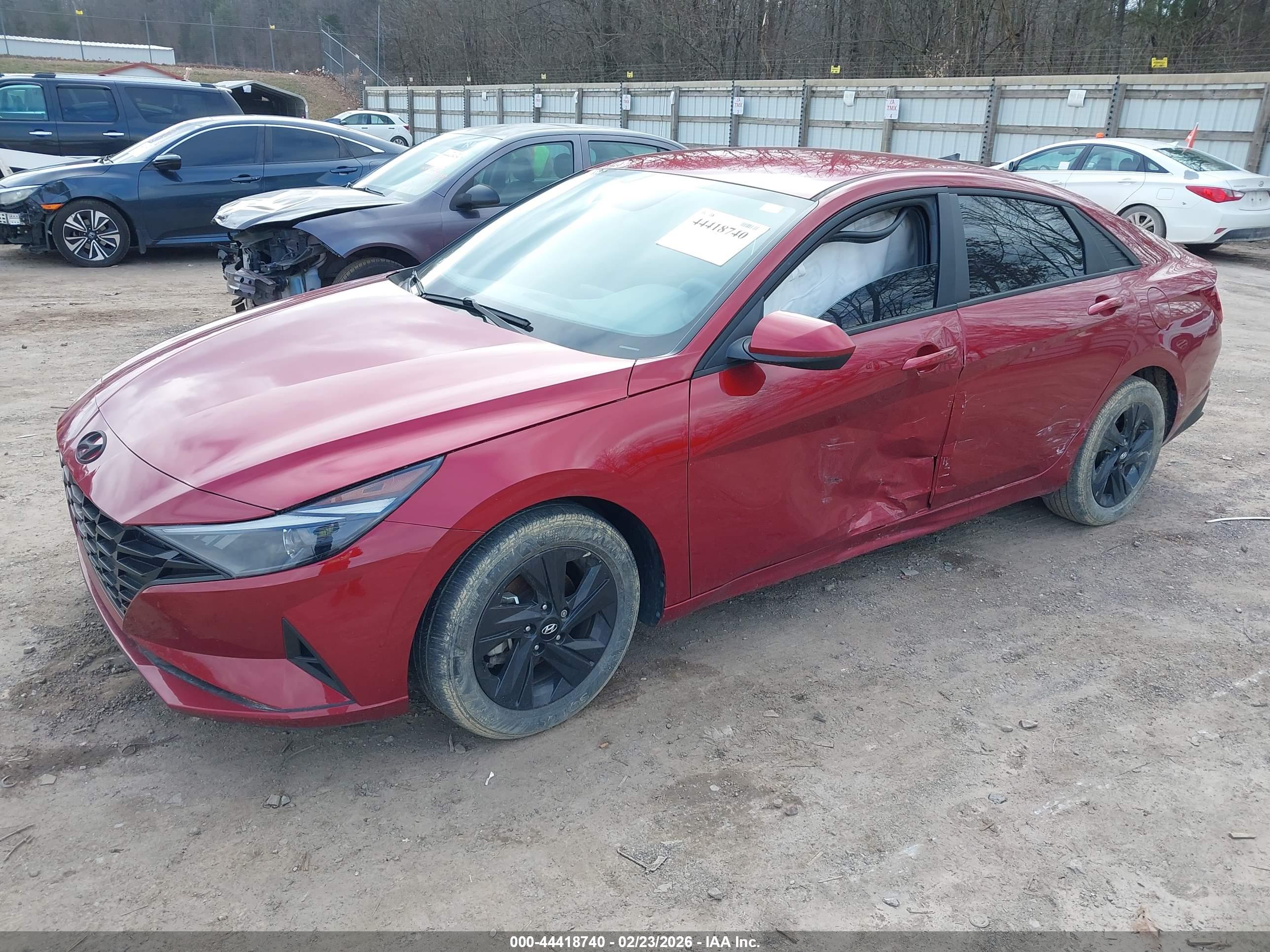 HYUNDAI ELANTRA image 2