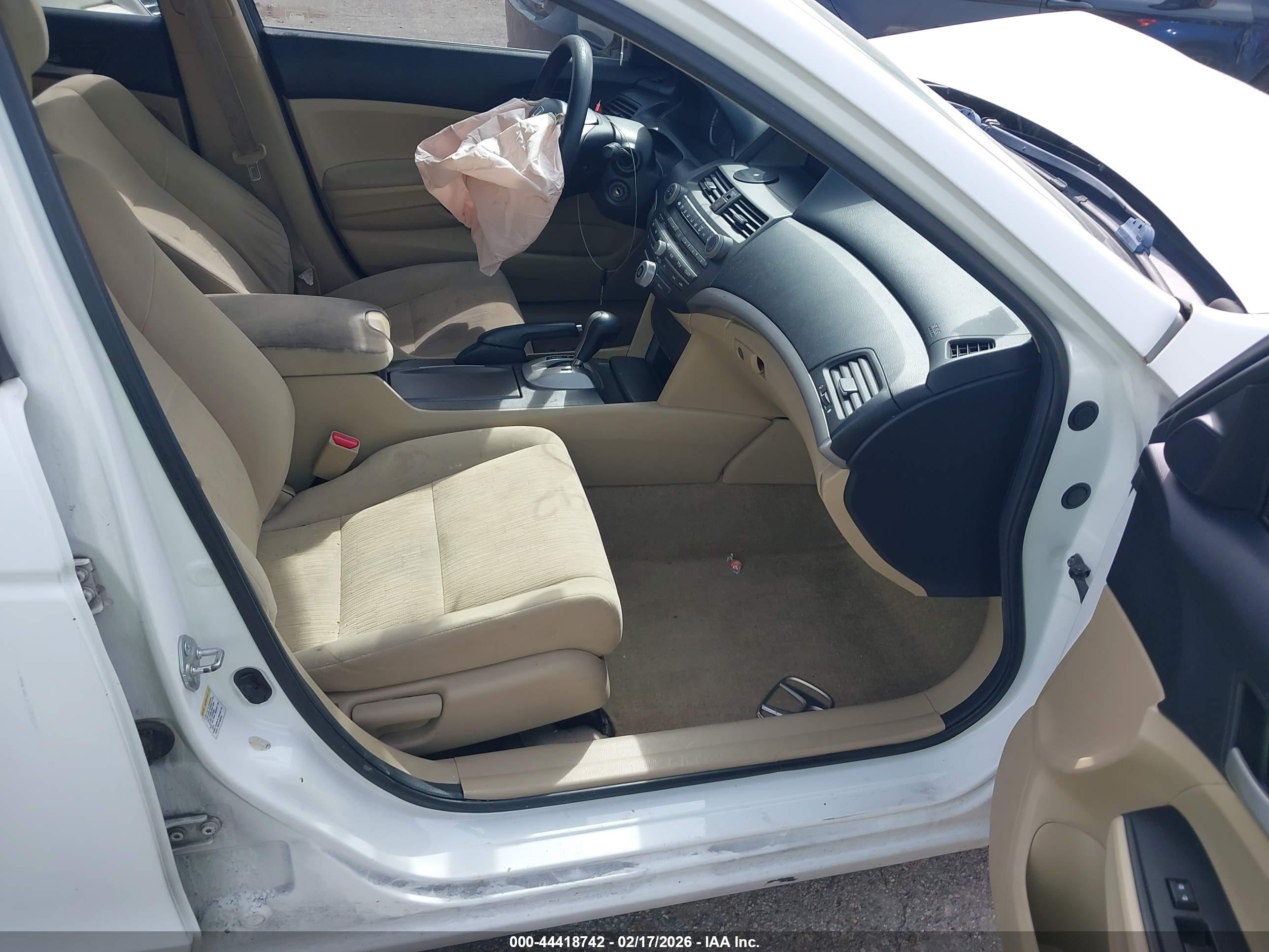 HONDA ACCORD image 5