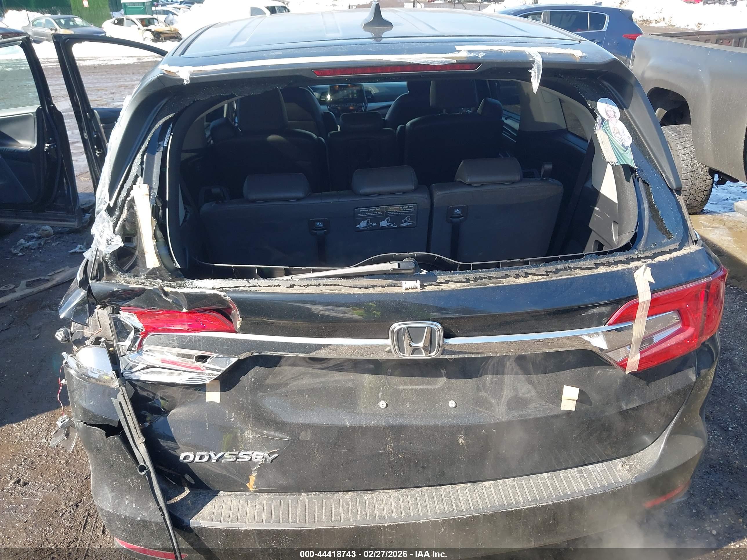 HONDA ODYSSEY image 6