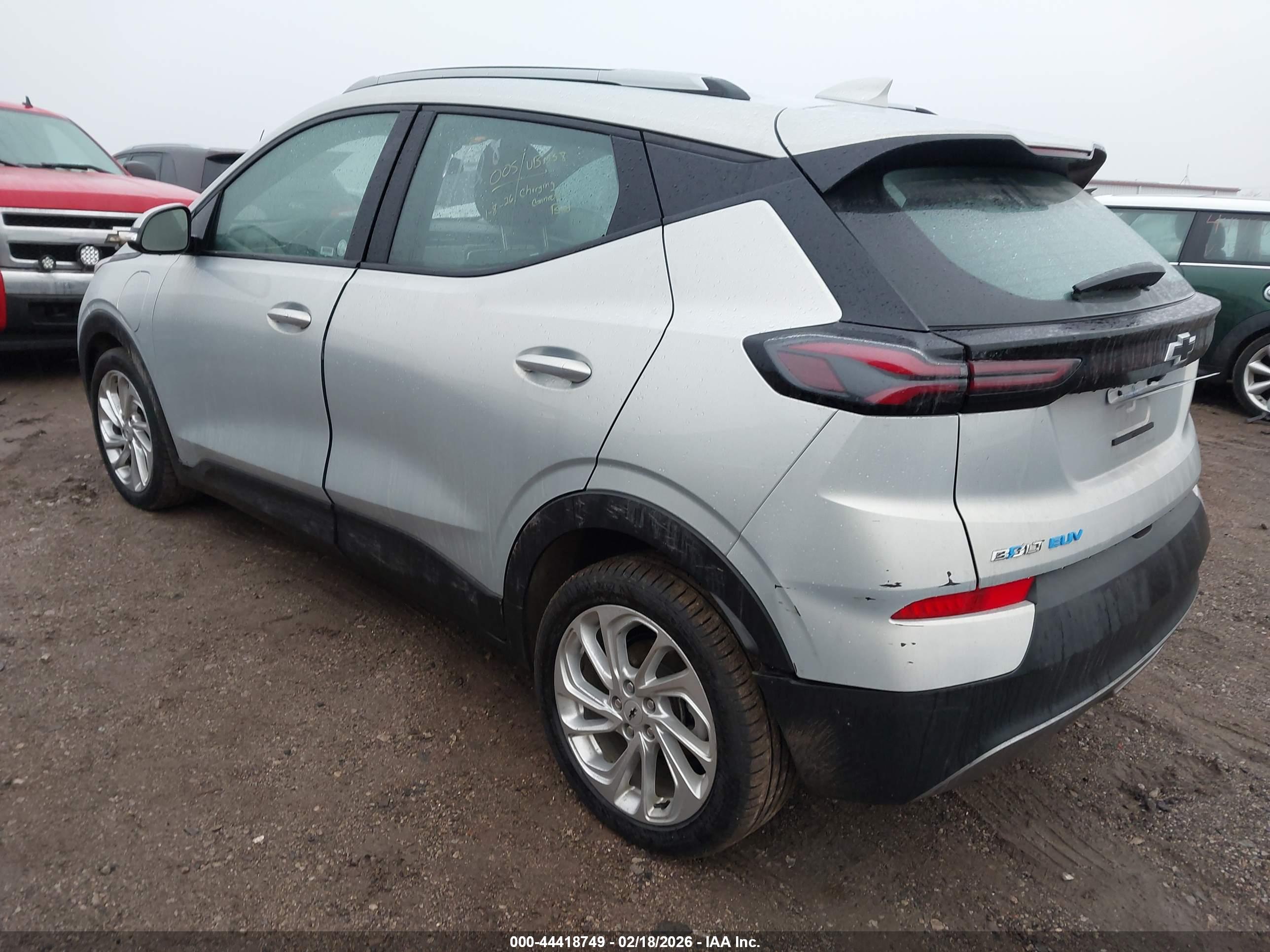 CHEVROLET BOLT image 3