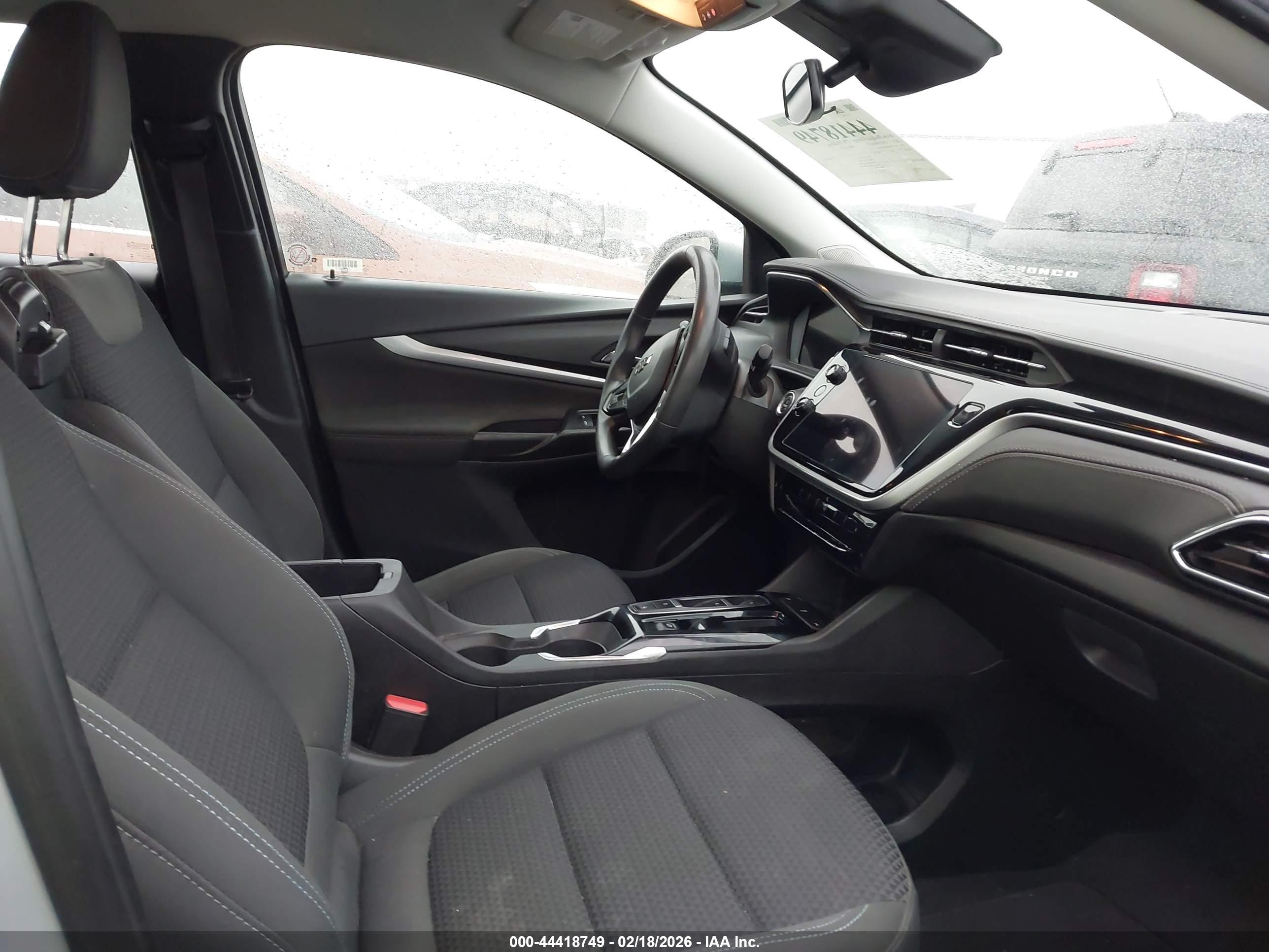 CHEVROLET BOLT image 5