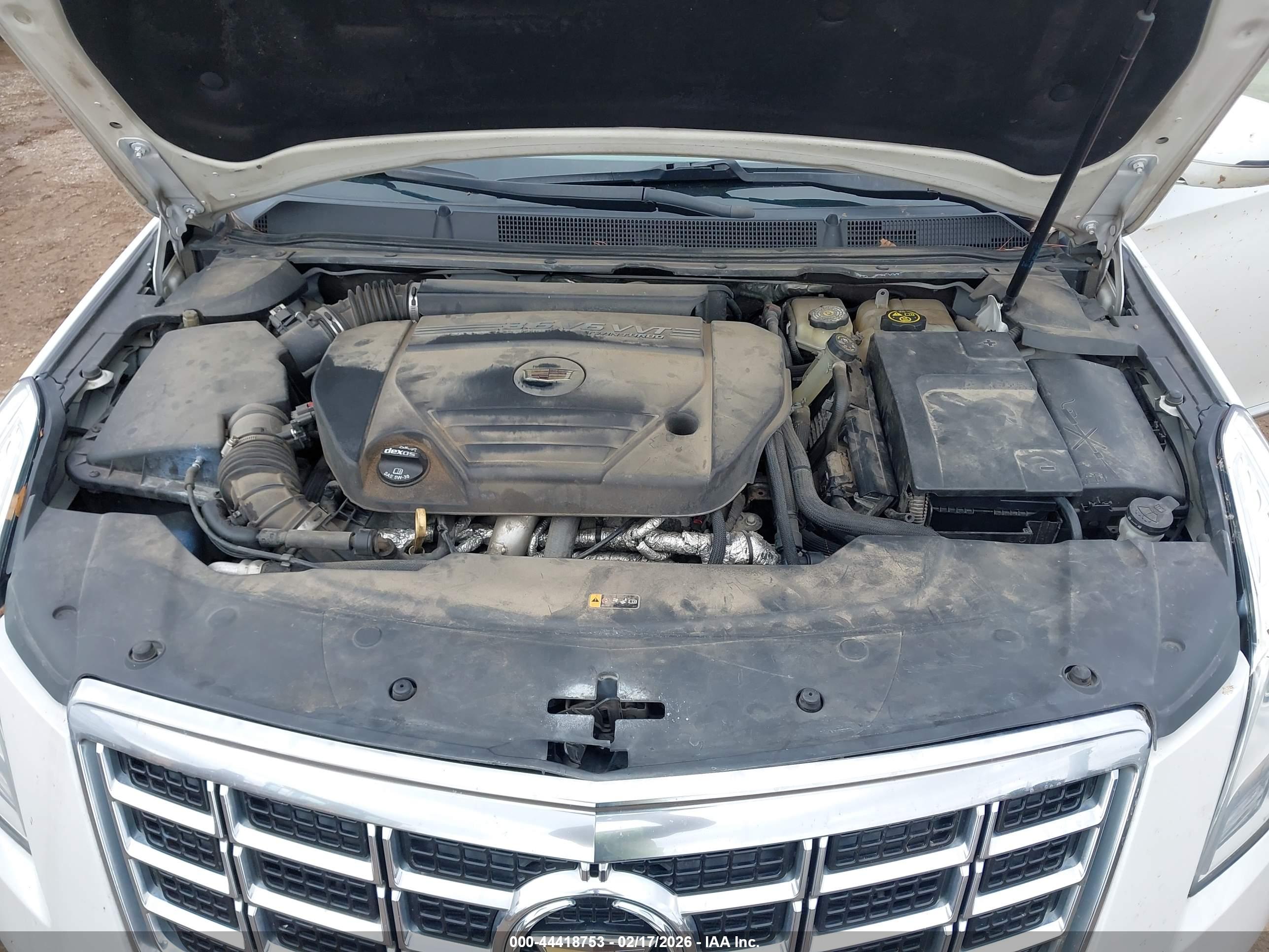 CADILLAC XTS image 10
