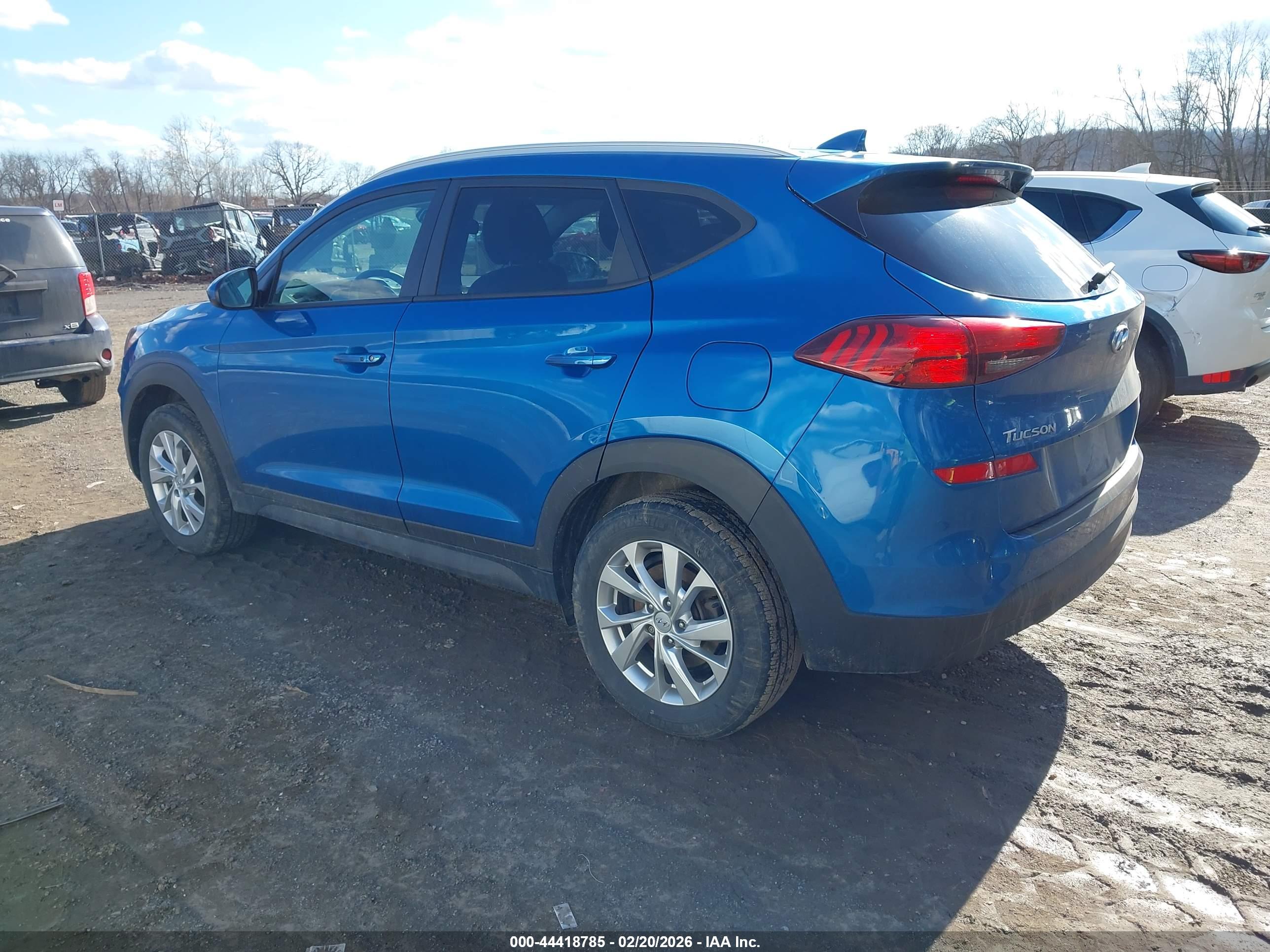 HYUNDAI TUCSON image 3