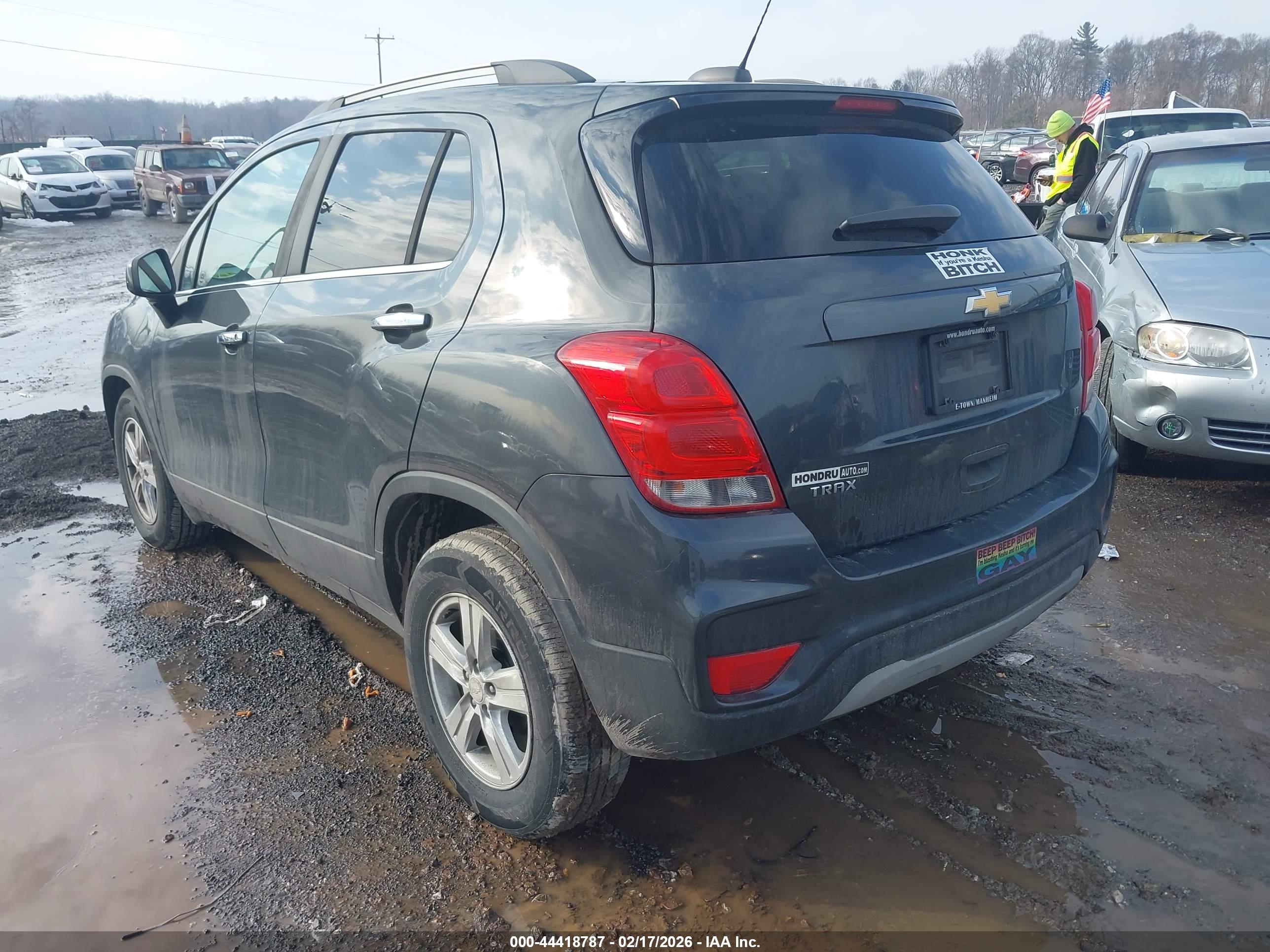 CHEVROLET TRAX image 3