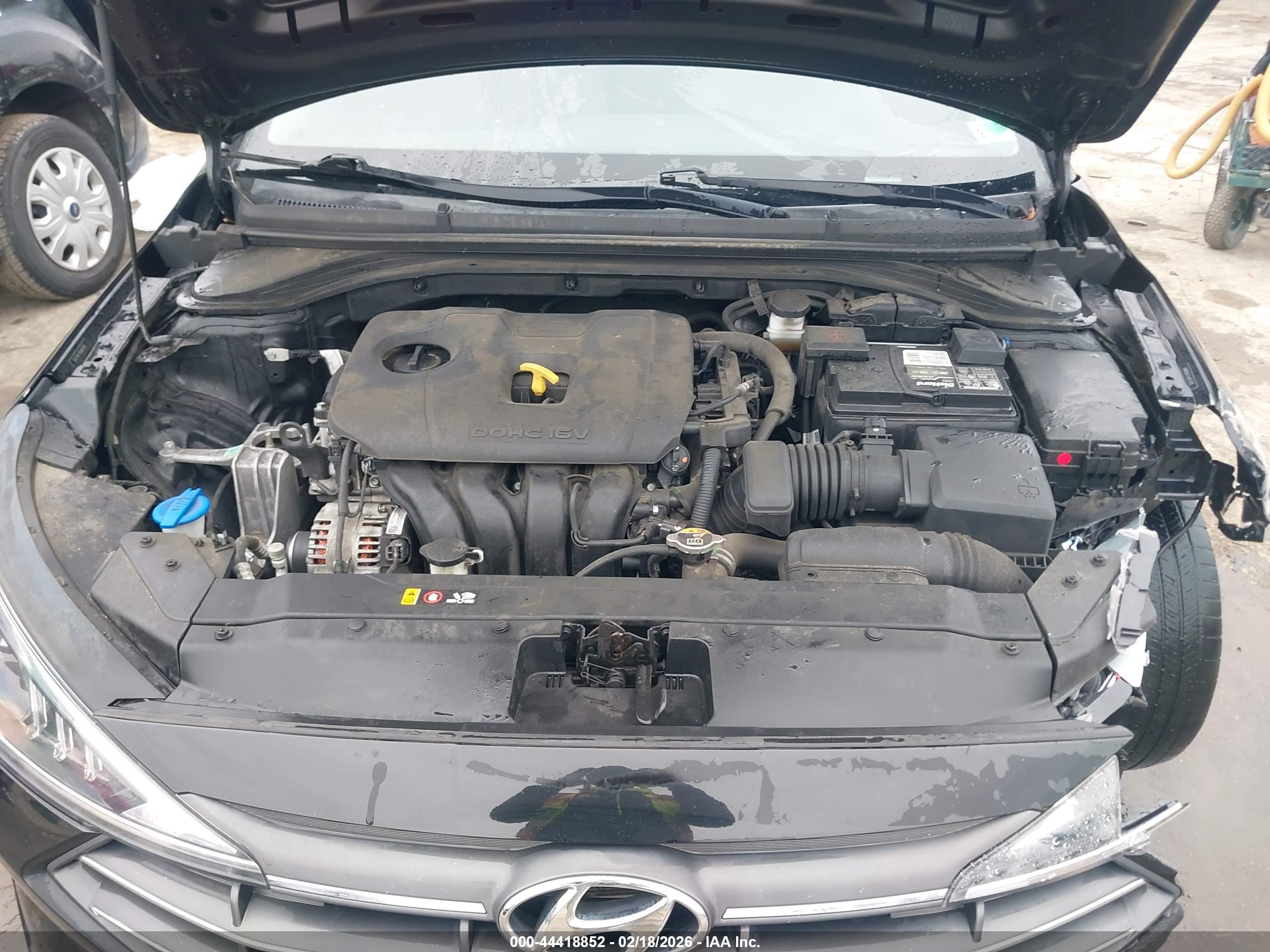 HYUNDAI ELANTRA image 10