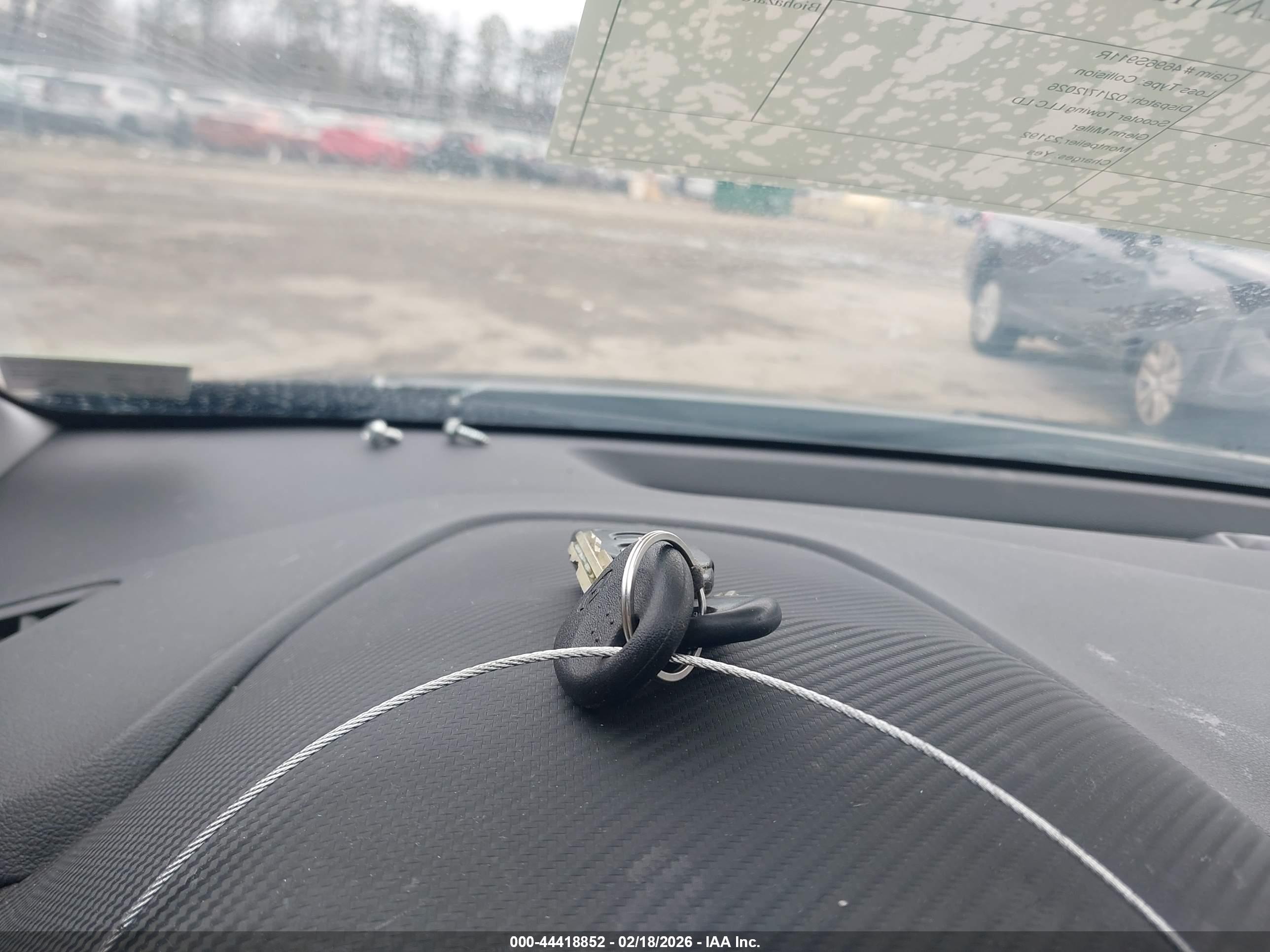 HYUNDAI ELANTRA image 11