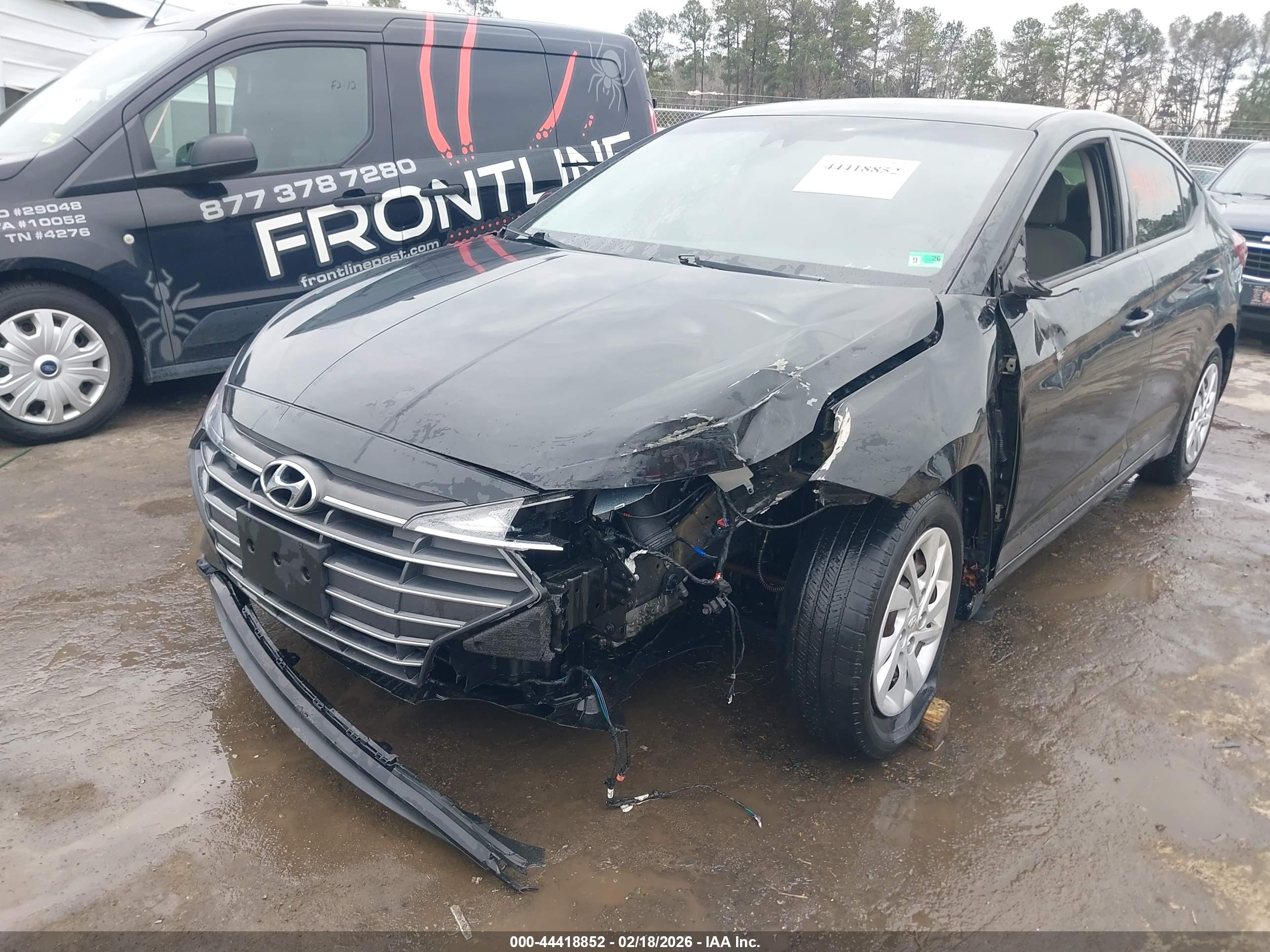 HYUNDAI ELANTRA image 6