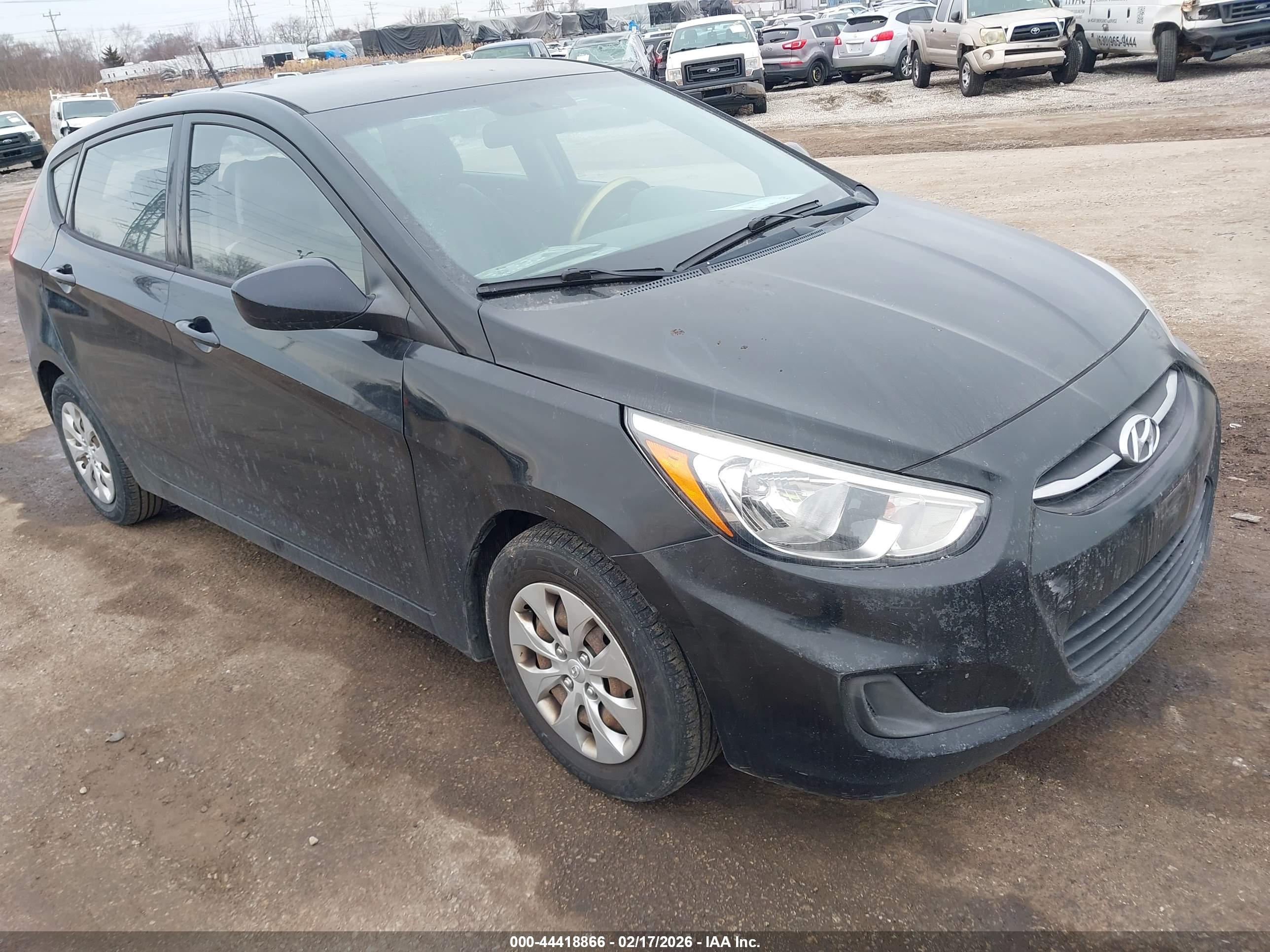 HYUNDAI ACCENT image 6