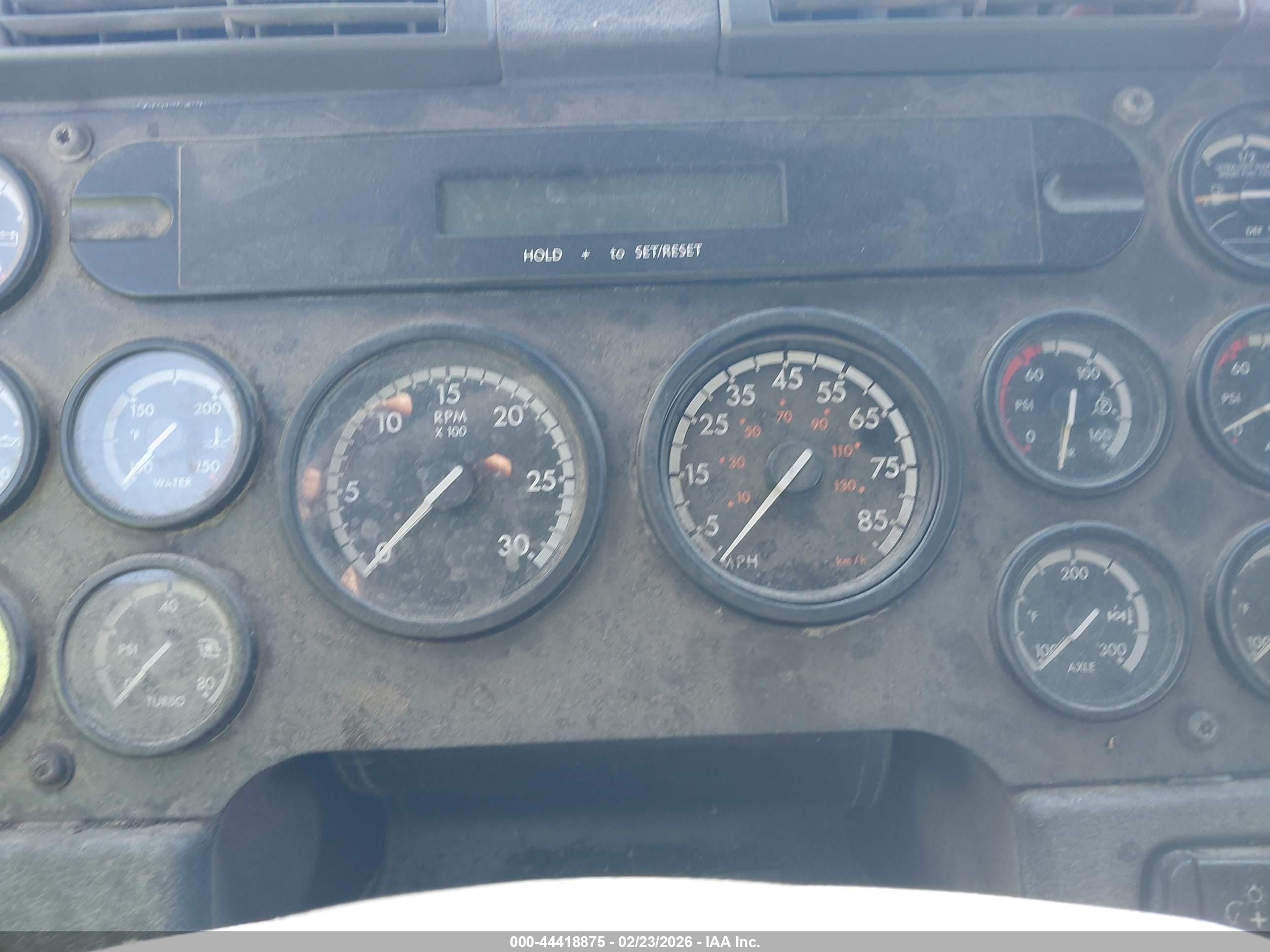 FREIGHTLINER CASCADIA image 6