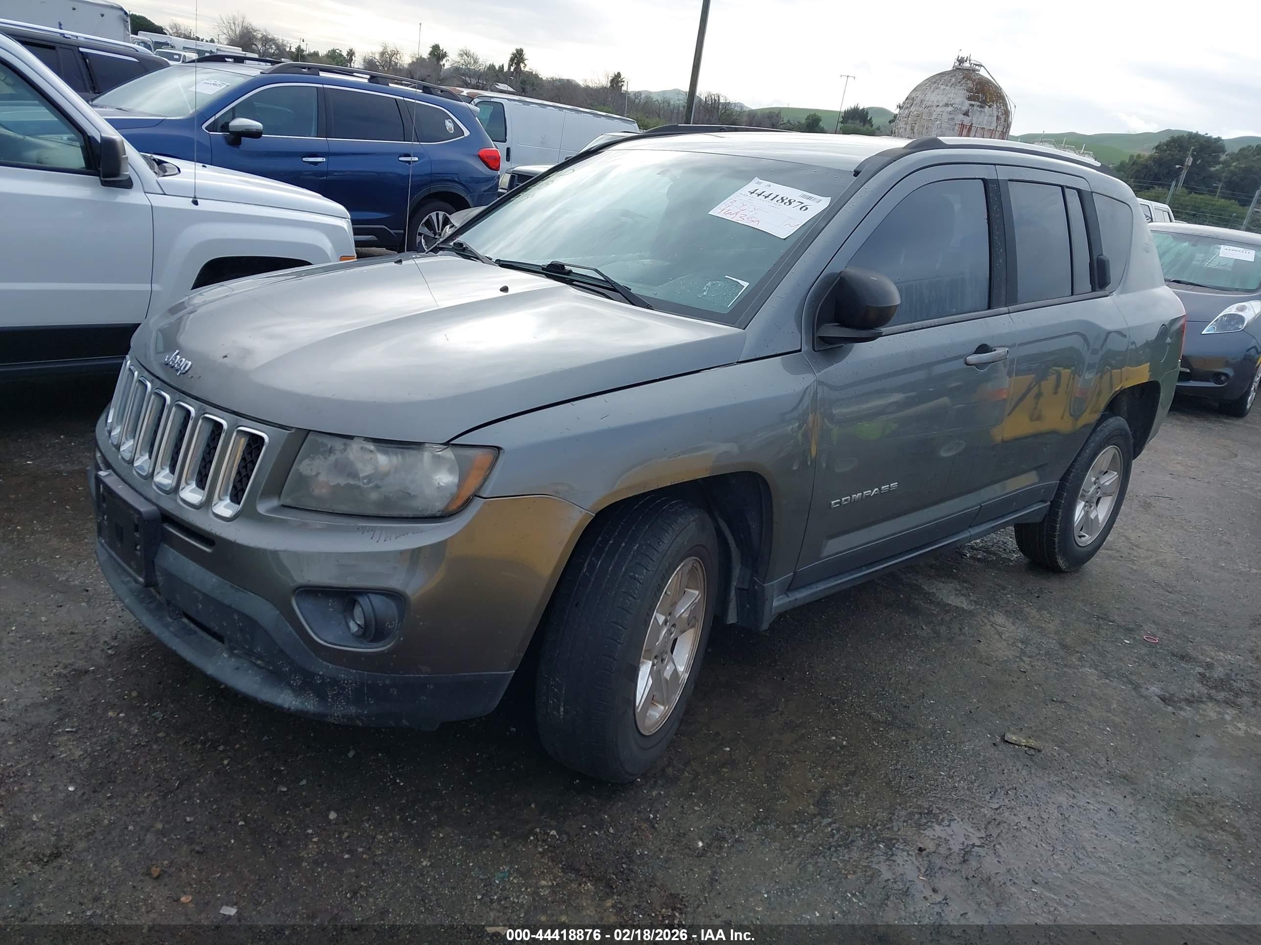 JEEP COMPASS image 2