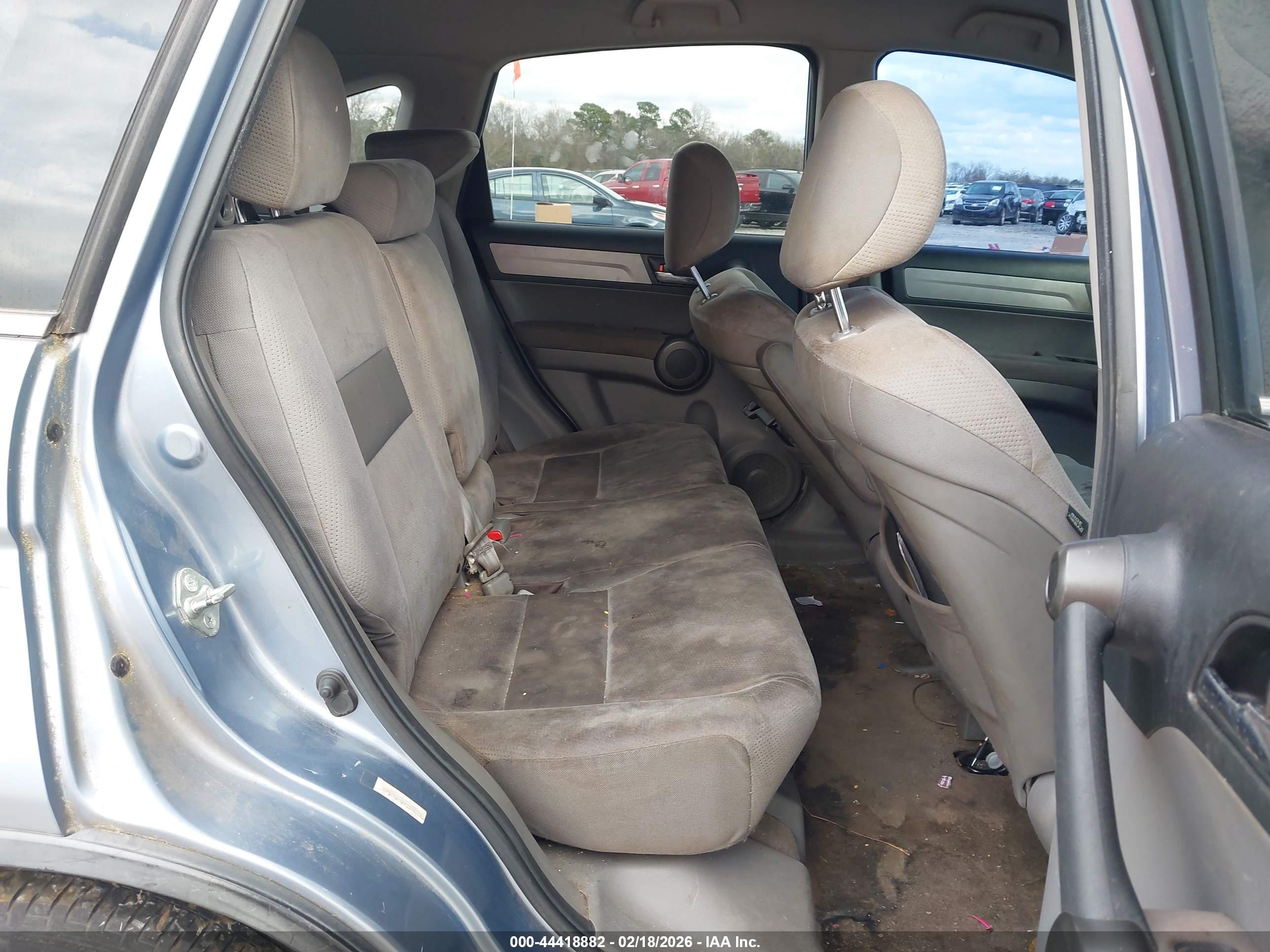HONDA CR-V image 8