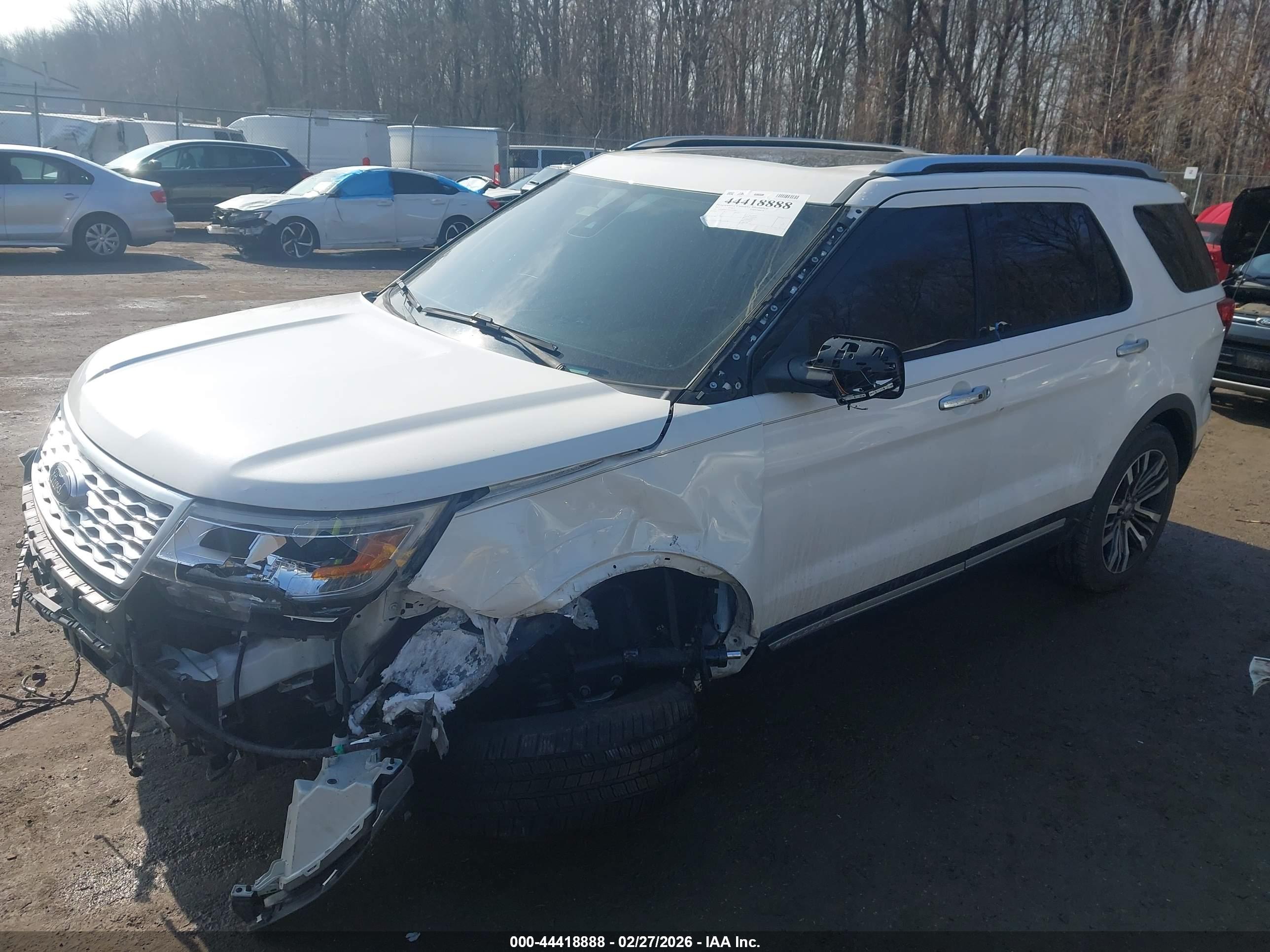 FORD EXPLORER image 2