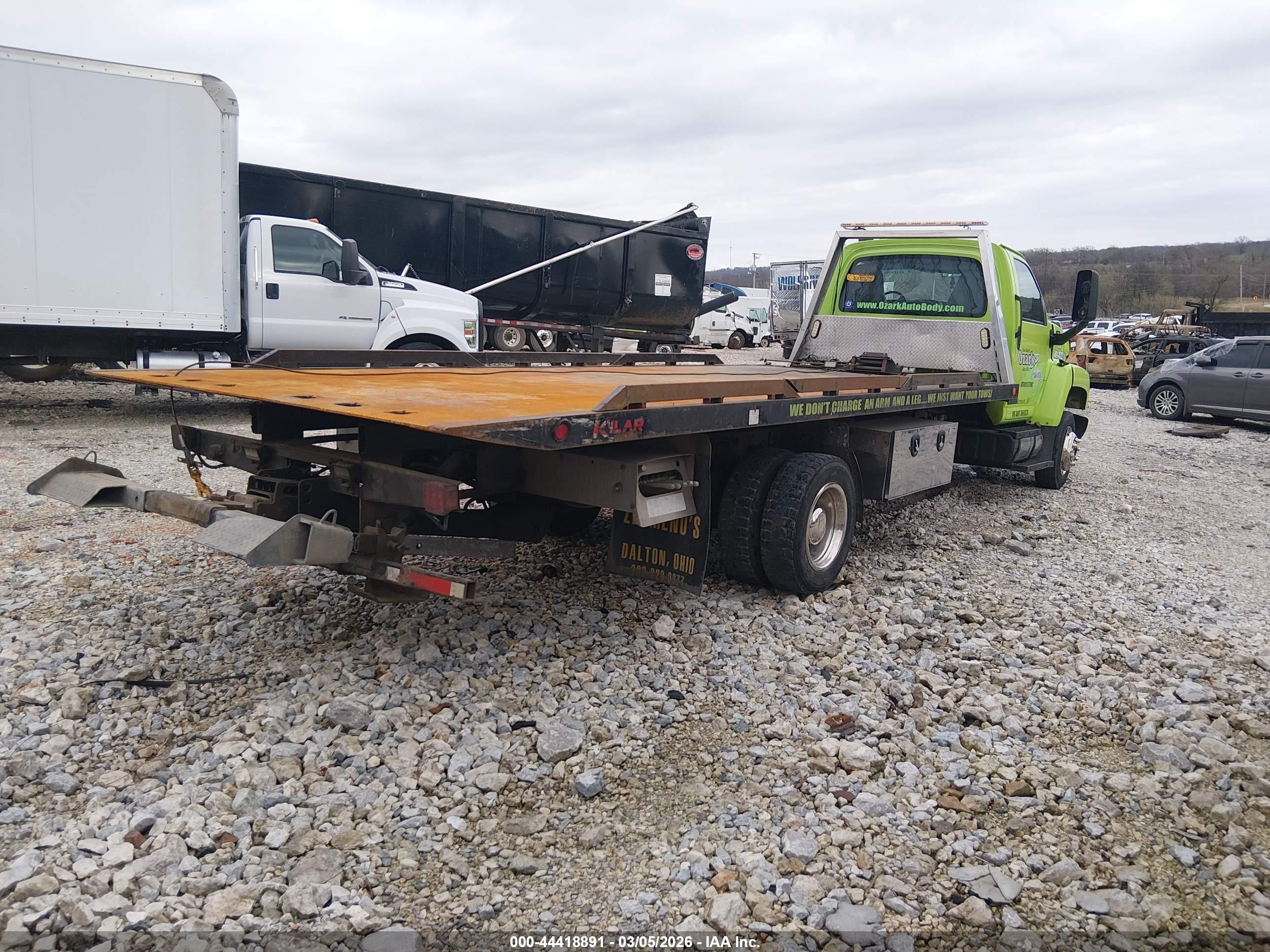CHEVROLET CC6500 image 4