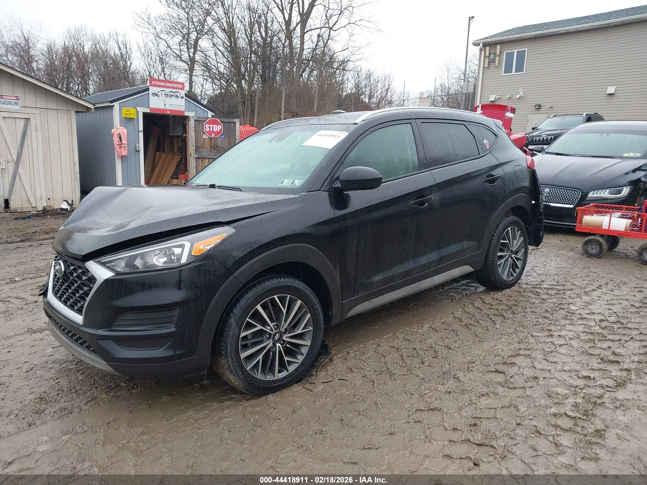 HYUNDAI TUCSON image 2