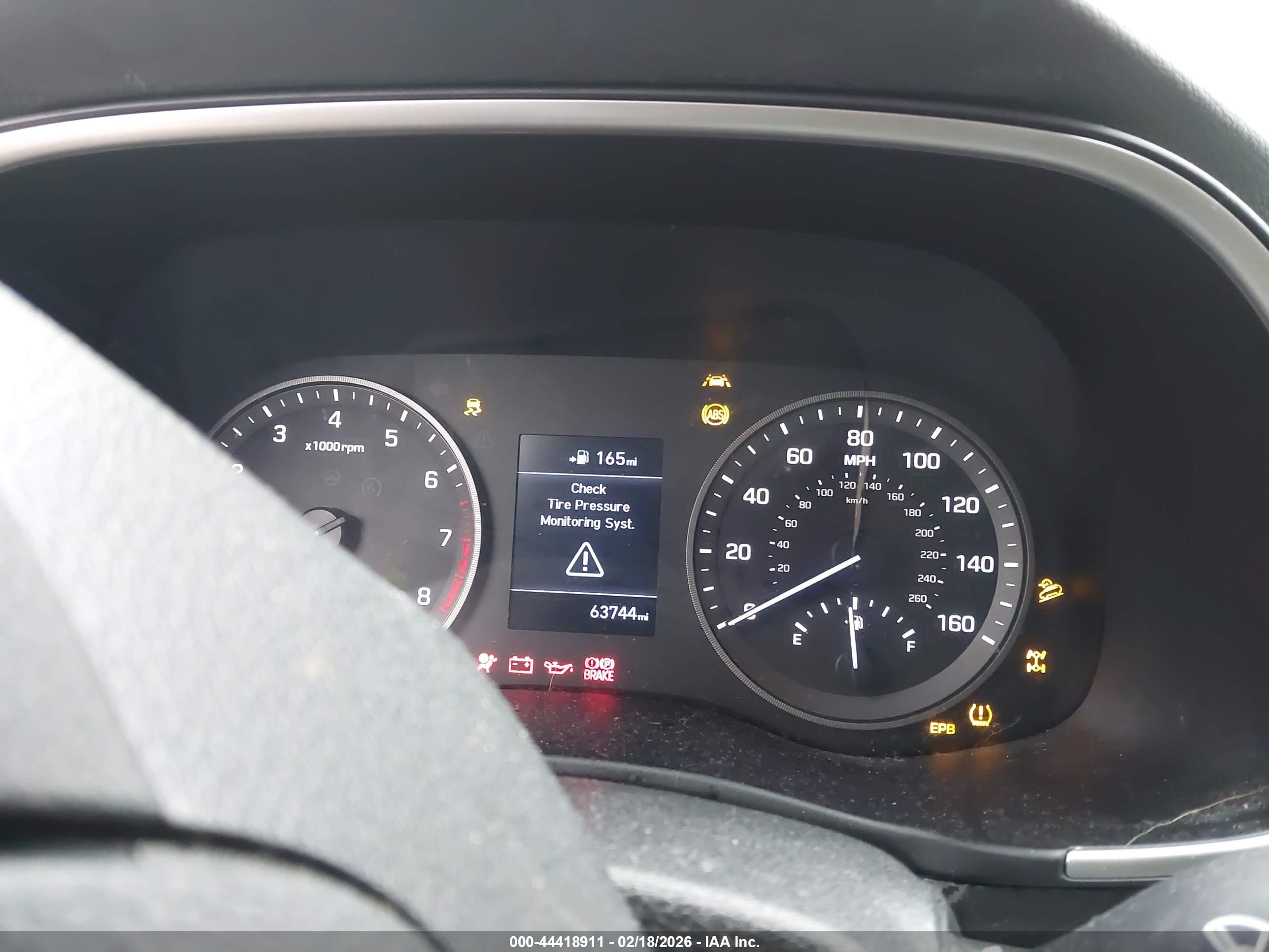 HYUNDAI TUCSON image 7