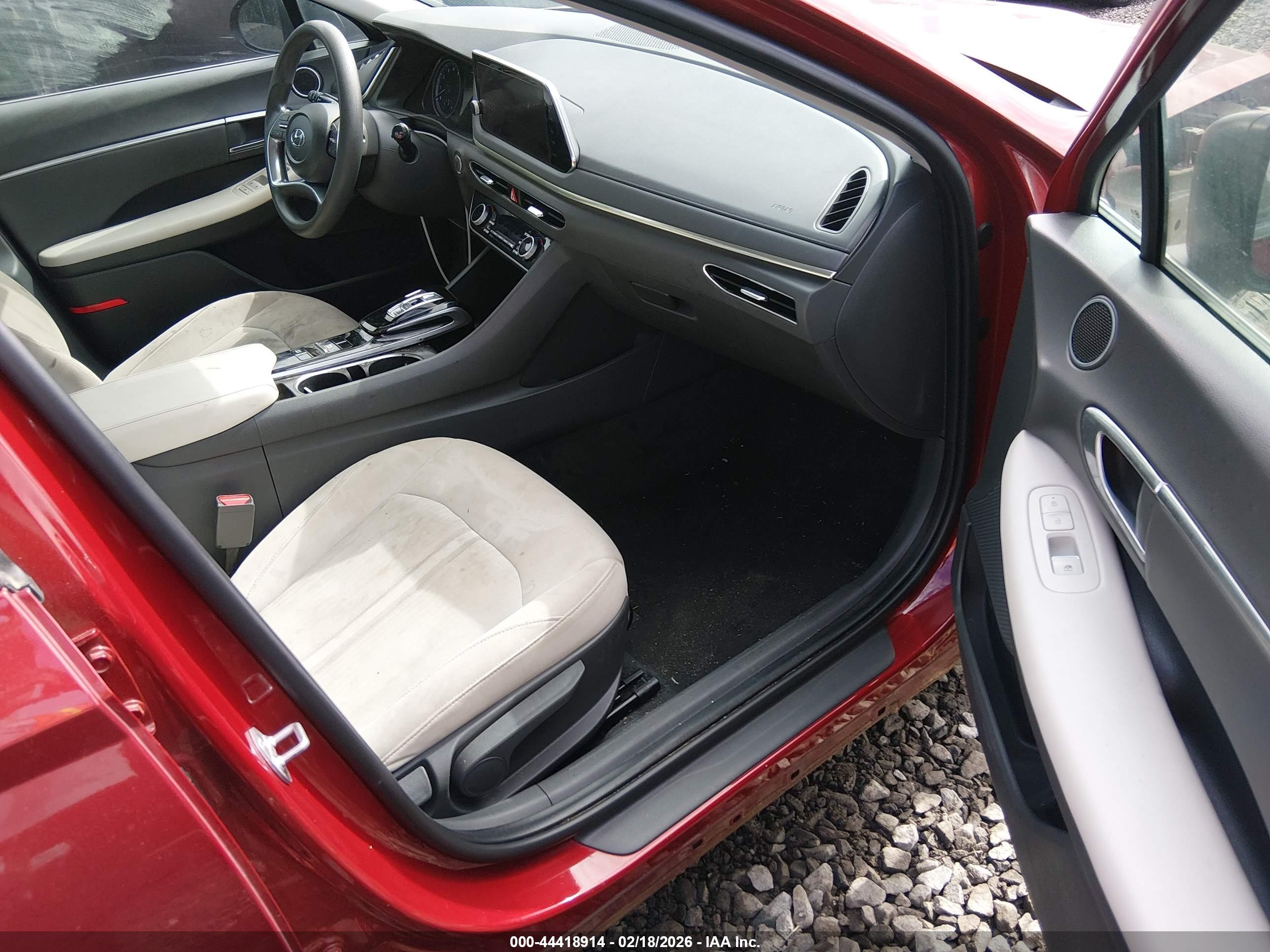 HYUNDAI SONATA image 5
