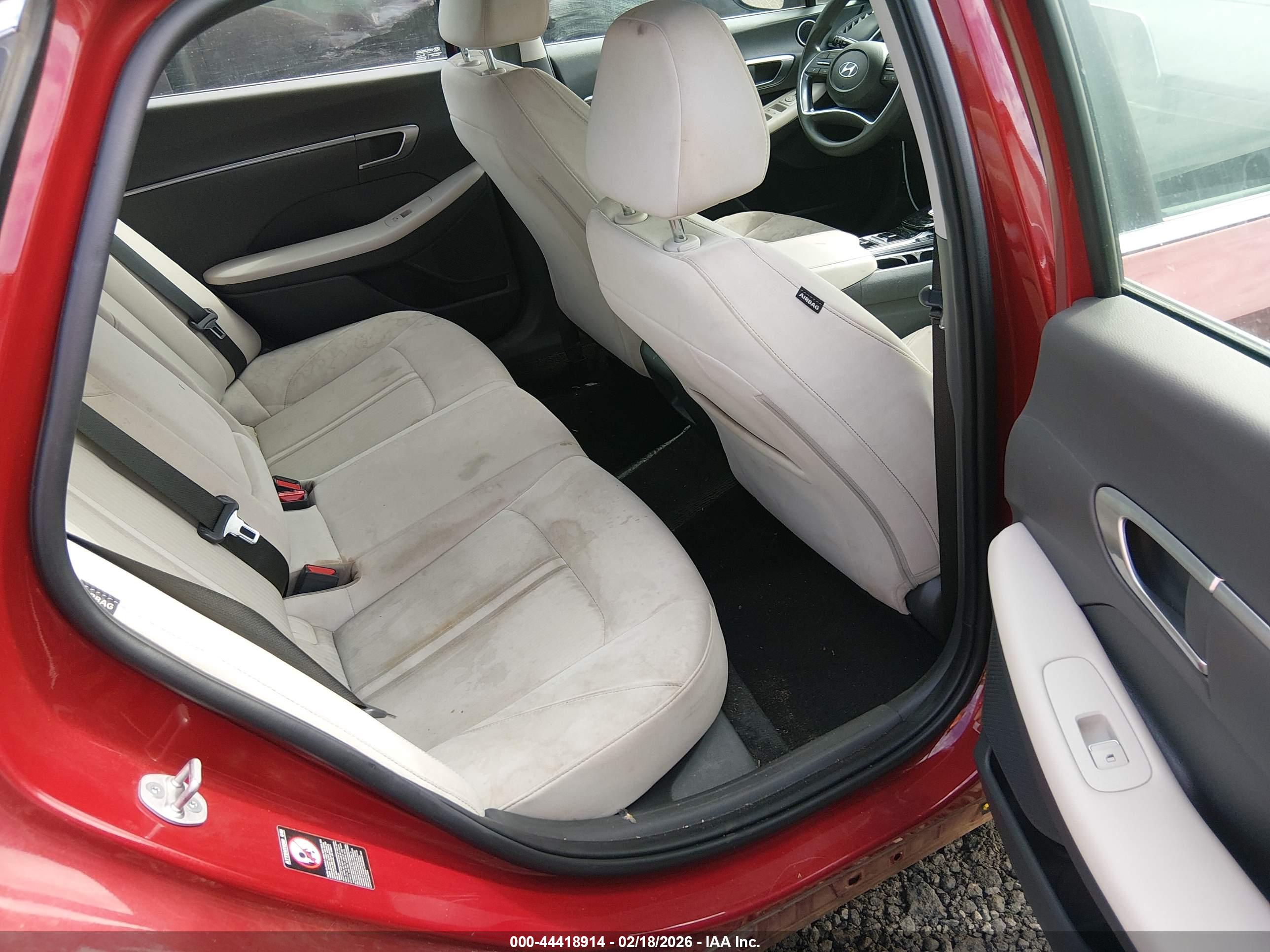 HYUNDAI SONATA image 8