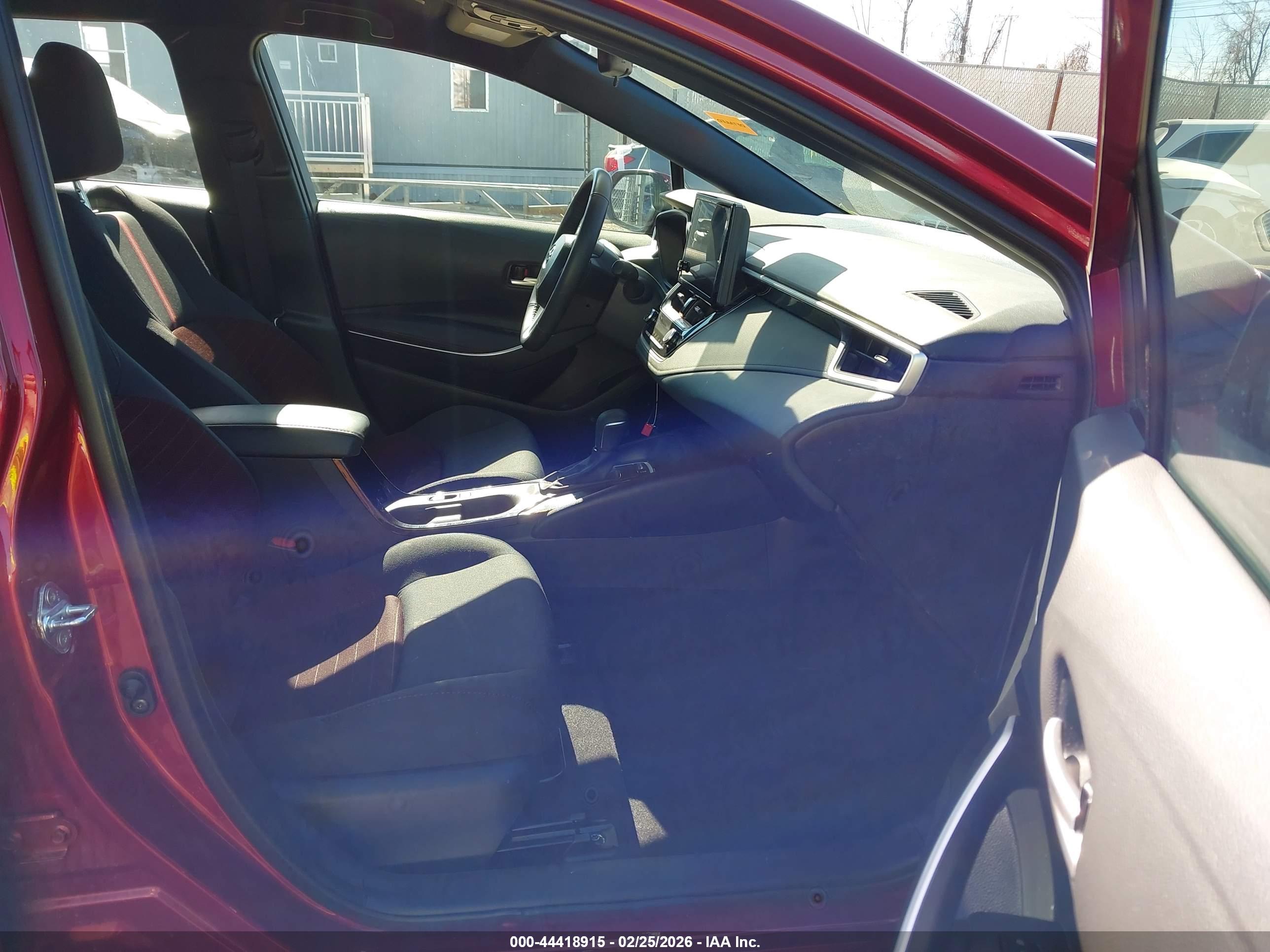 TOYOTA COROLLA image 5