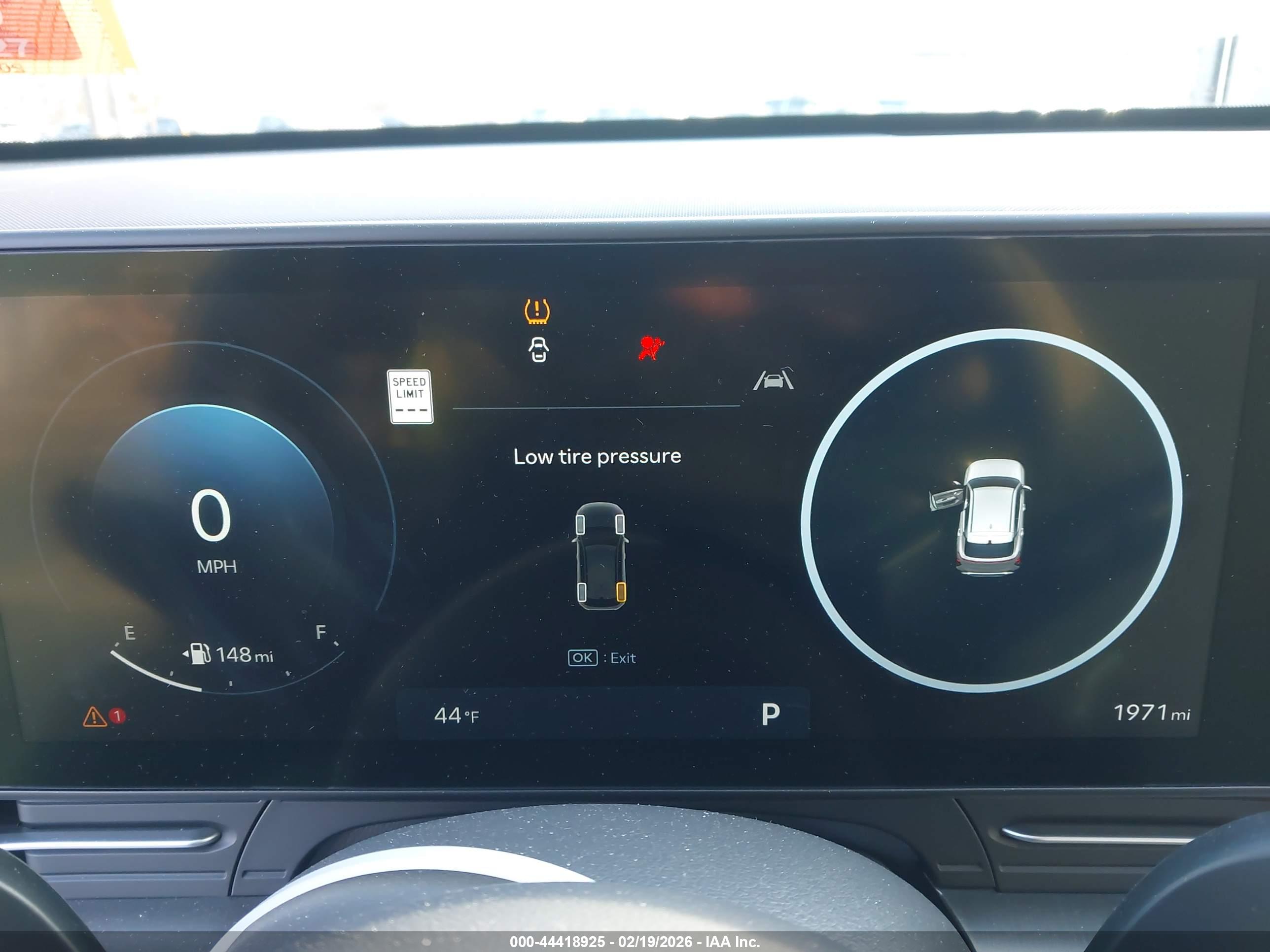 HYUNDAI KONA image 7