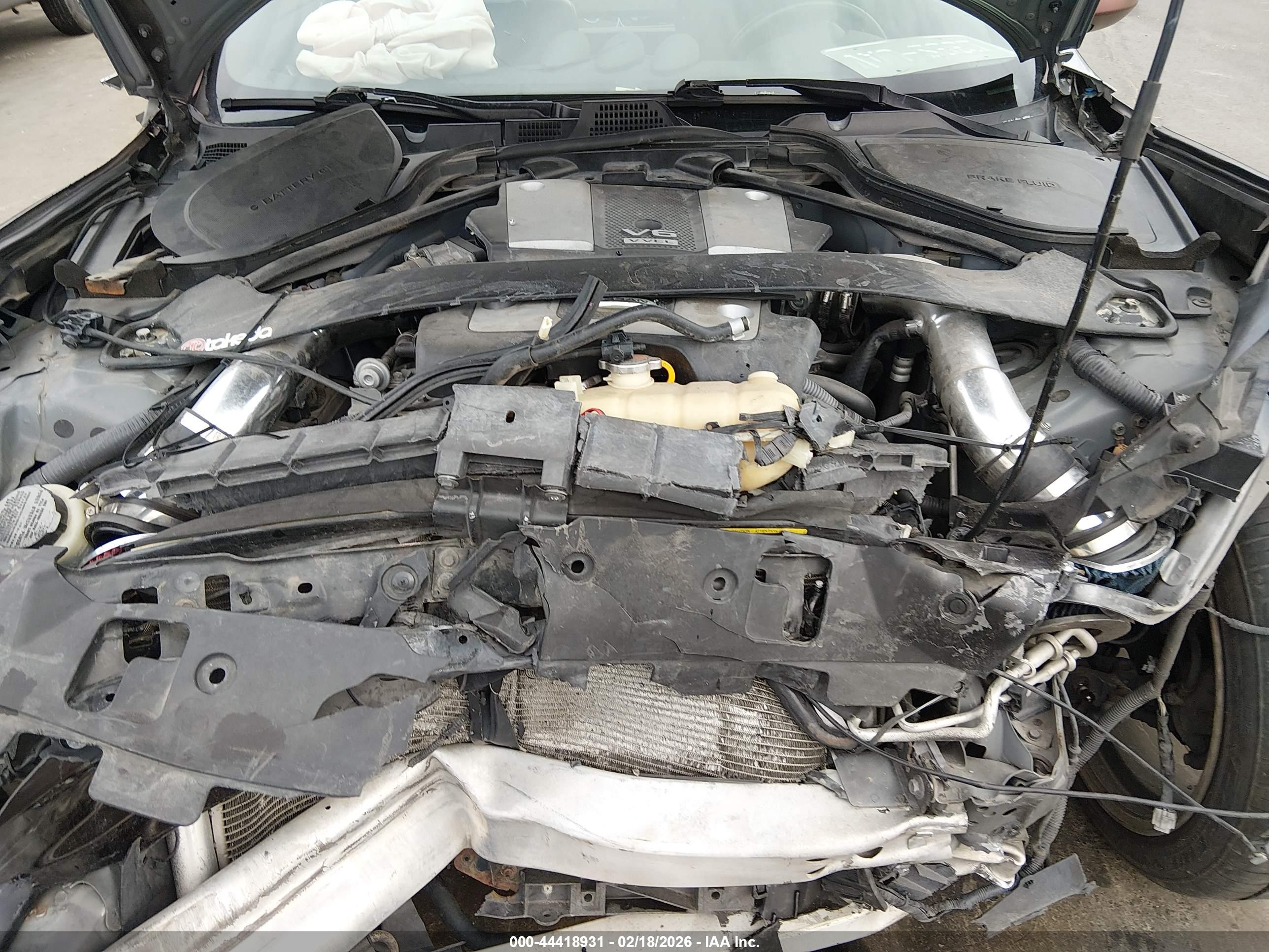 NISSAN 370Z image 10