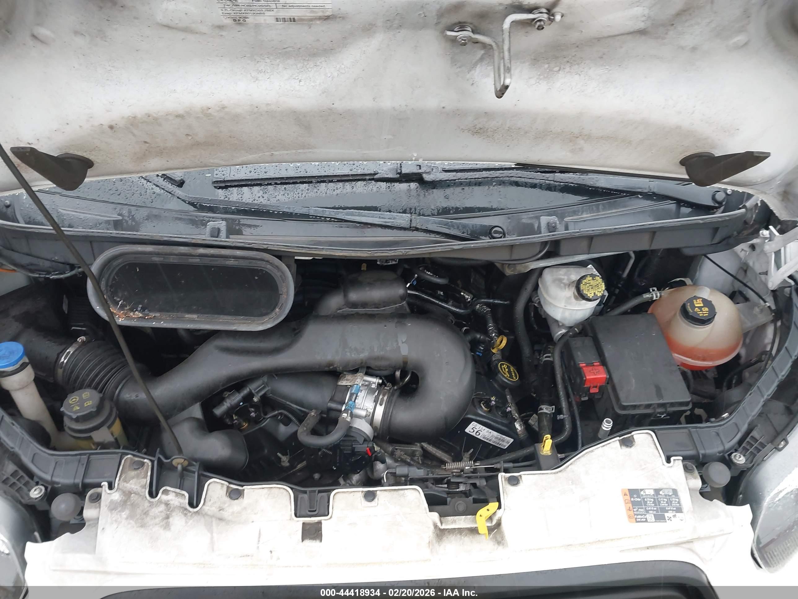 FORD TRANSIT-250 image 10