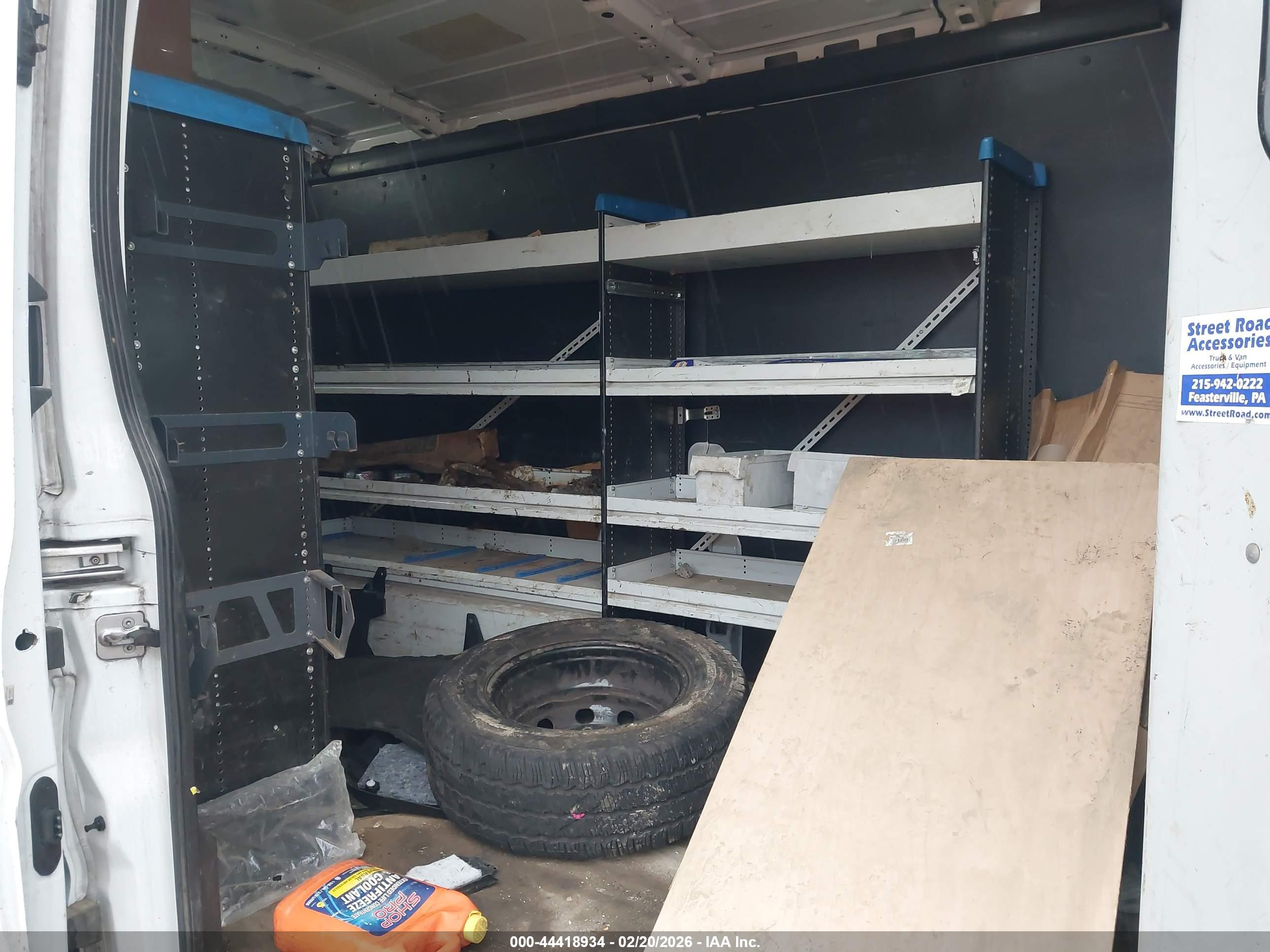 FORD TRANSIT-250 image 8