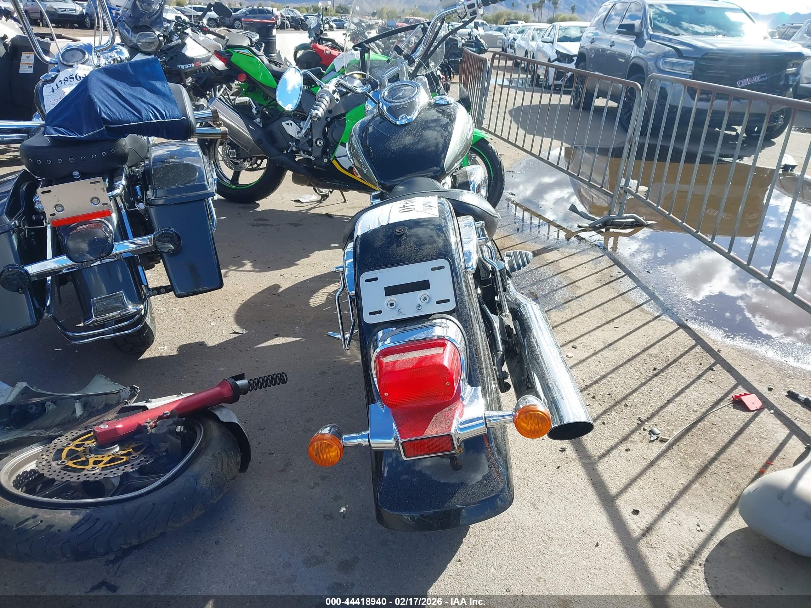 SUZUKI VL800 image 6