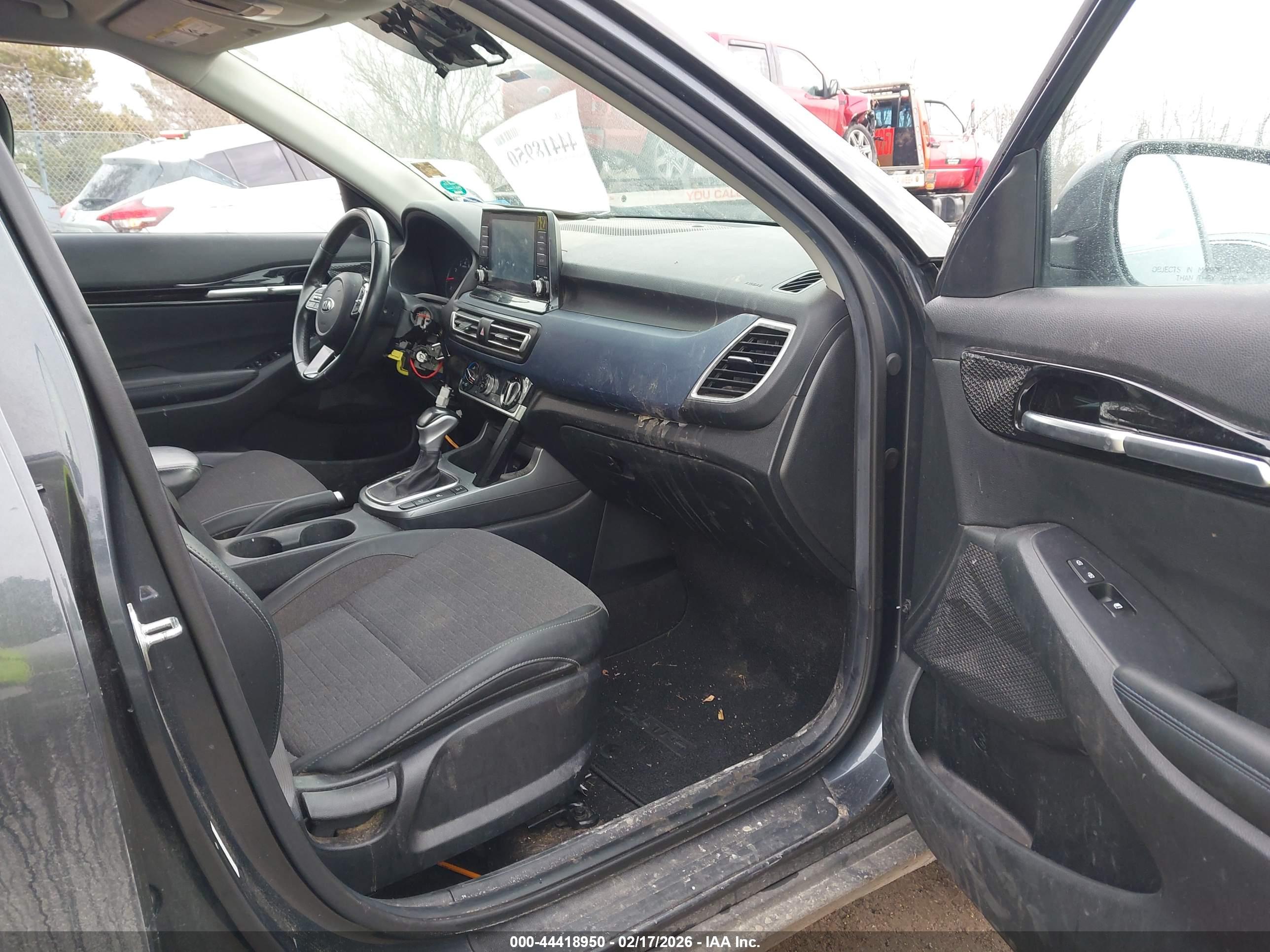 KIA SELTOS image 5